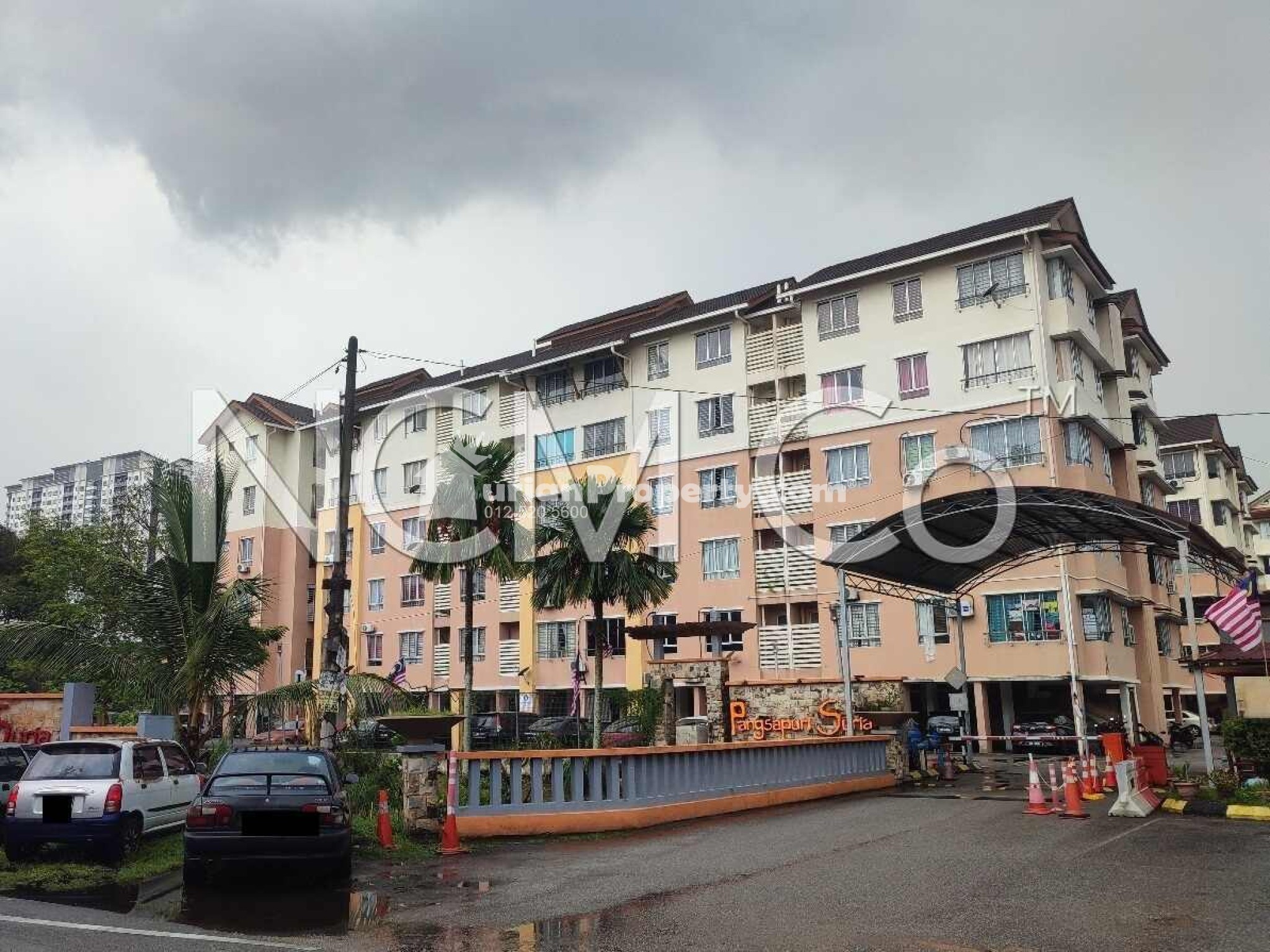 Apartment For Auction at Laman Suria Apartment