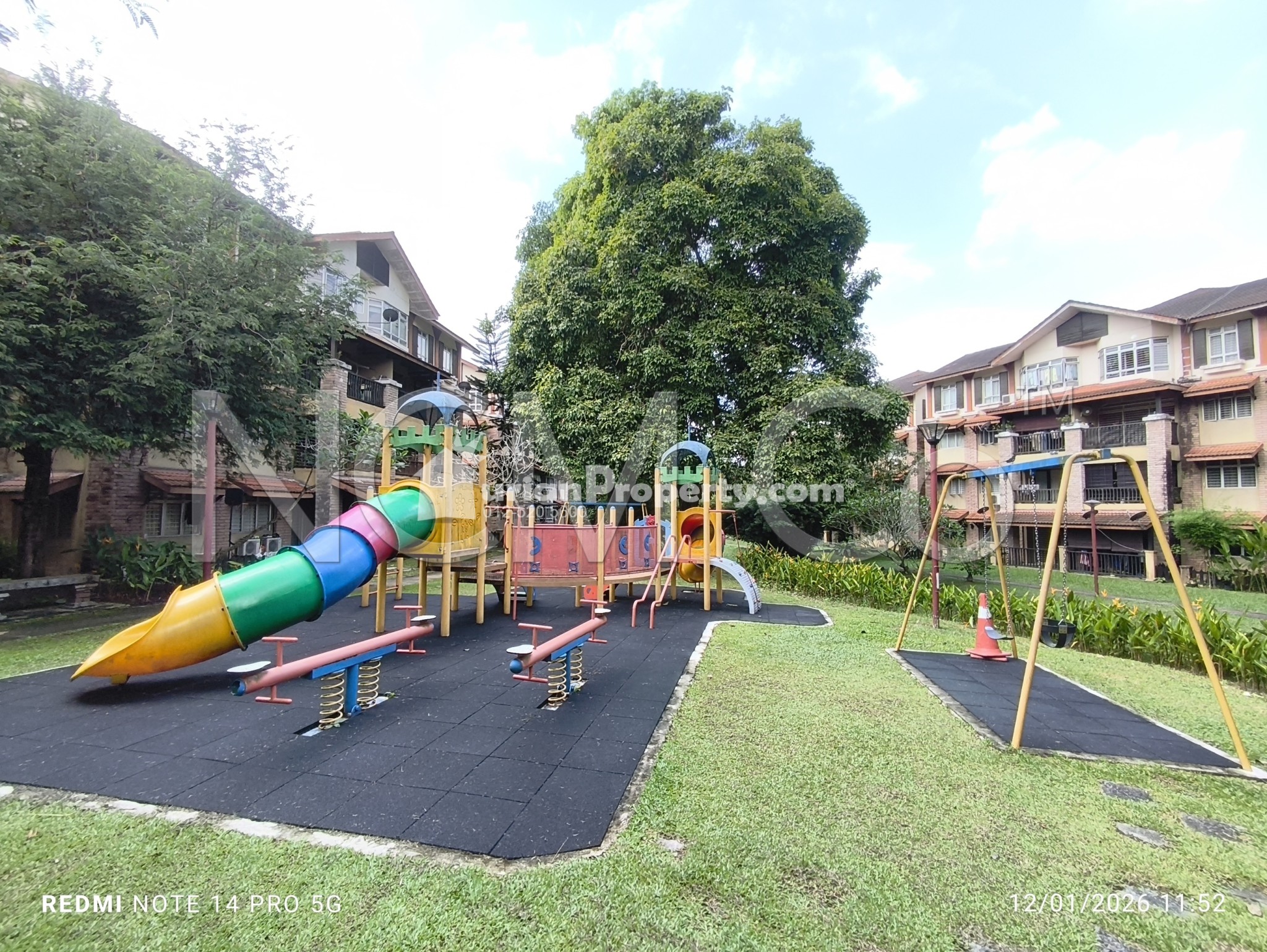 Apartment For Auction at D'Rimba