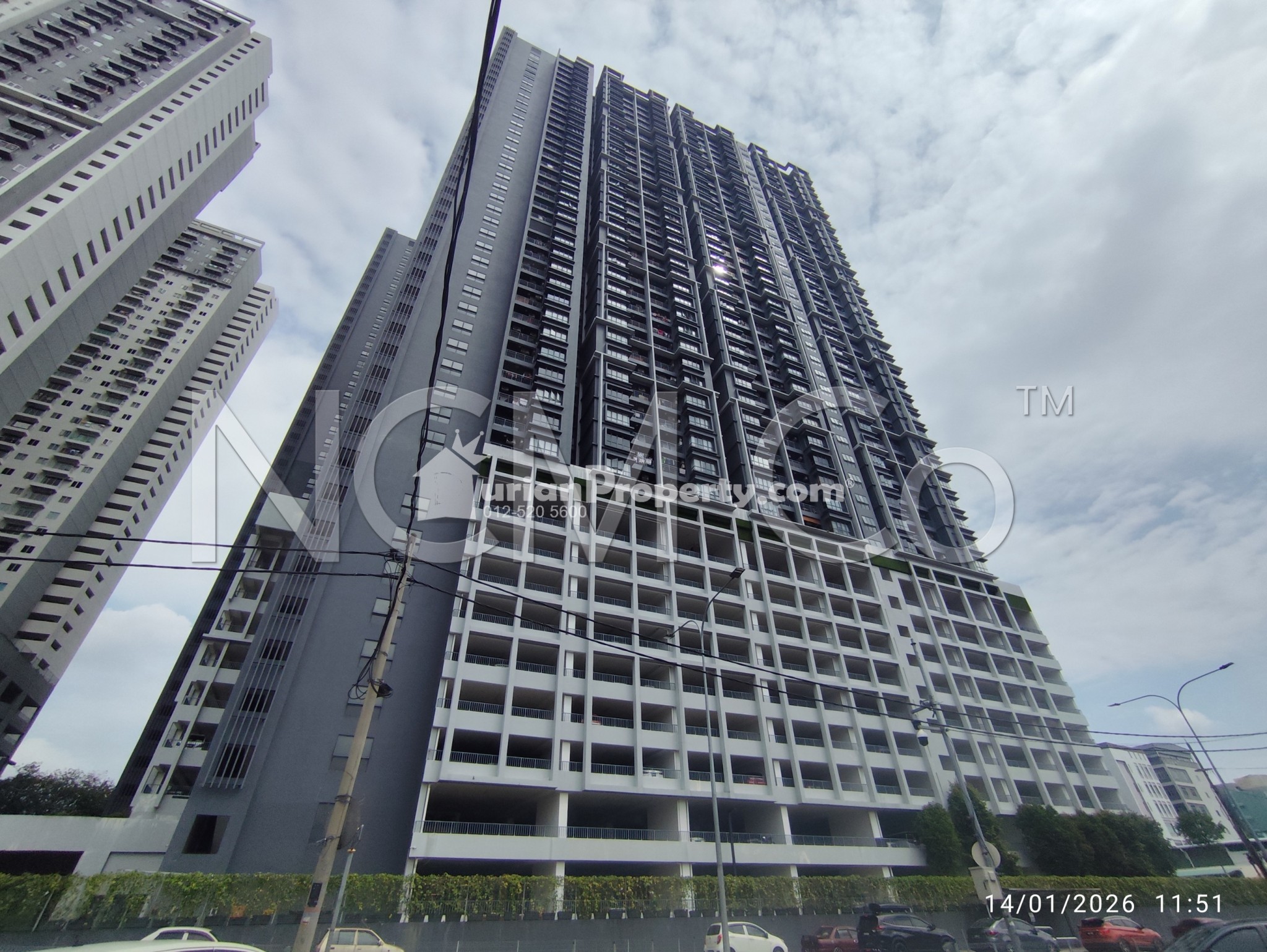 Condo For Auction at The Holmes 2