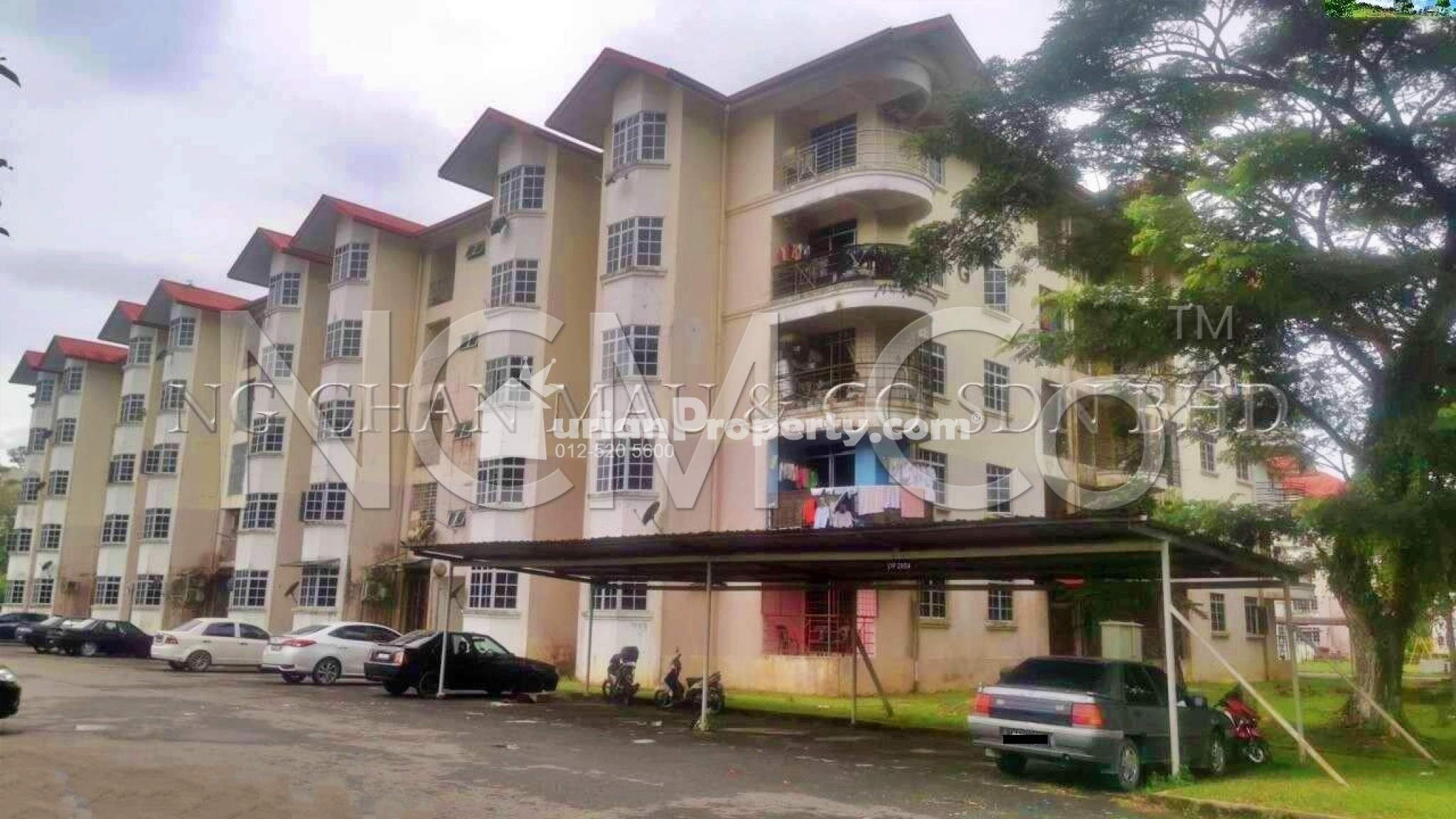 Apartment For Auction at Taman Wangsa Apartment