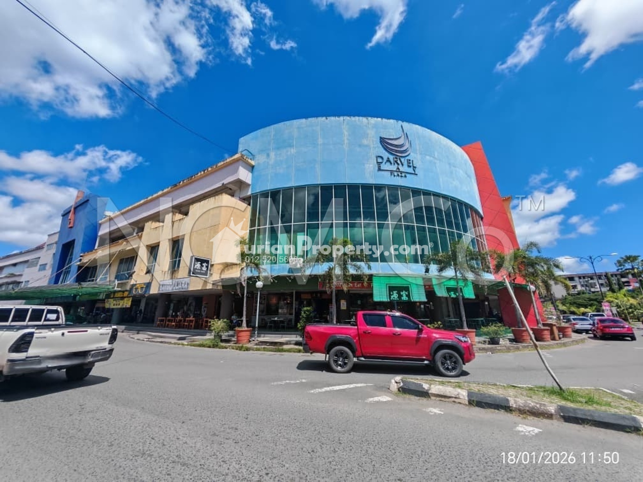 Shop For Auction at Darvel Bay Plaza