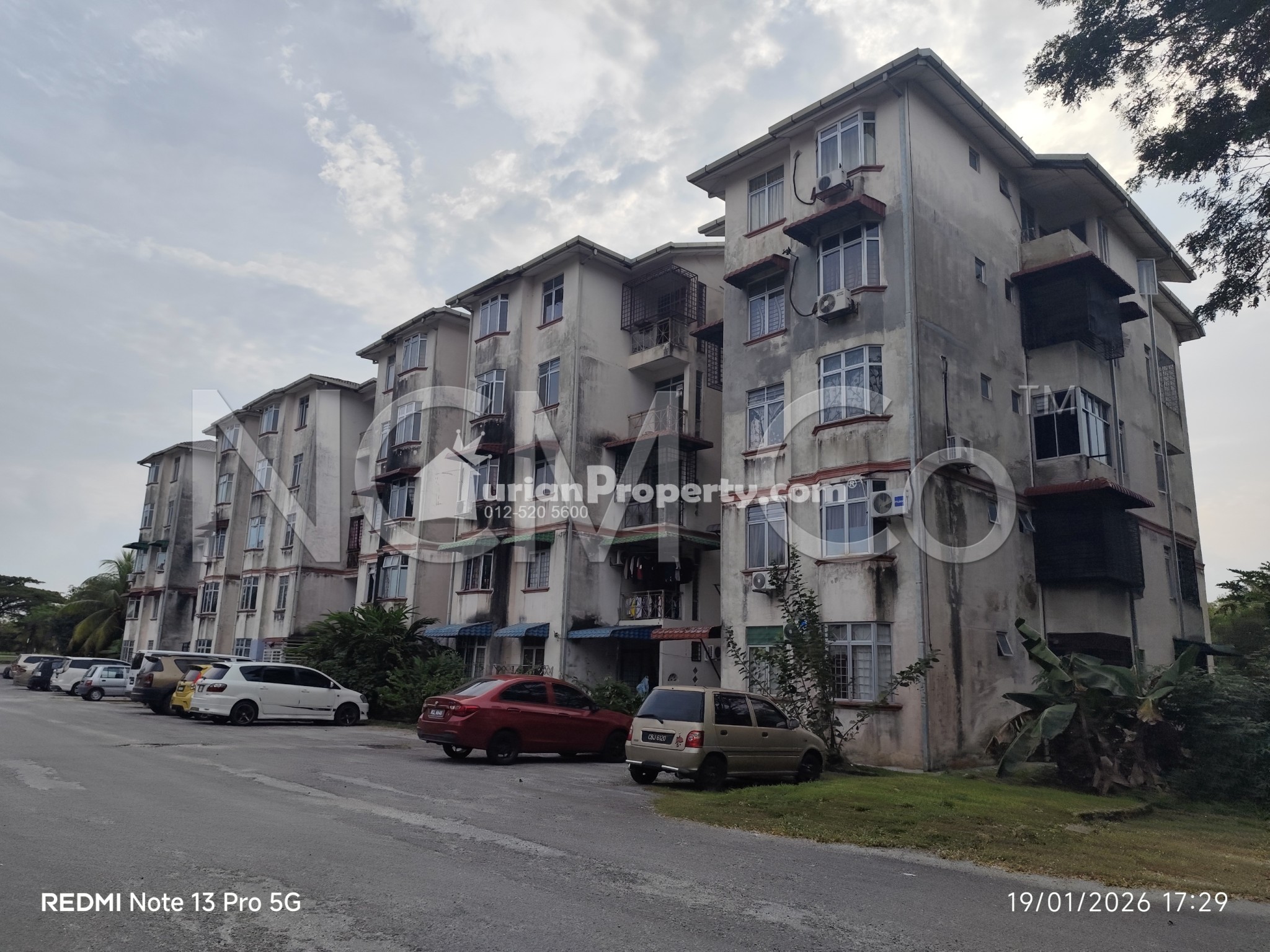 Apartment For Auction at Apartment Seri Mawar
