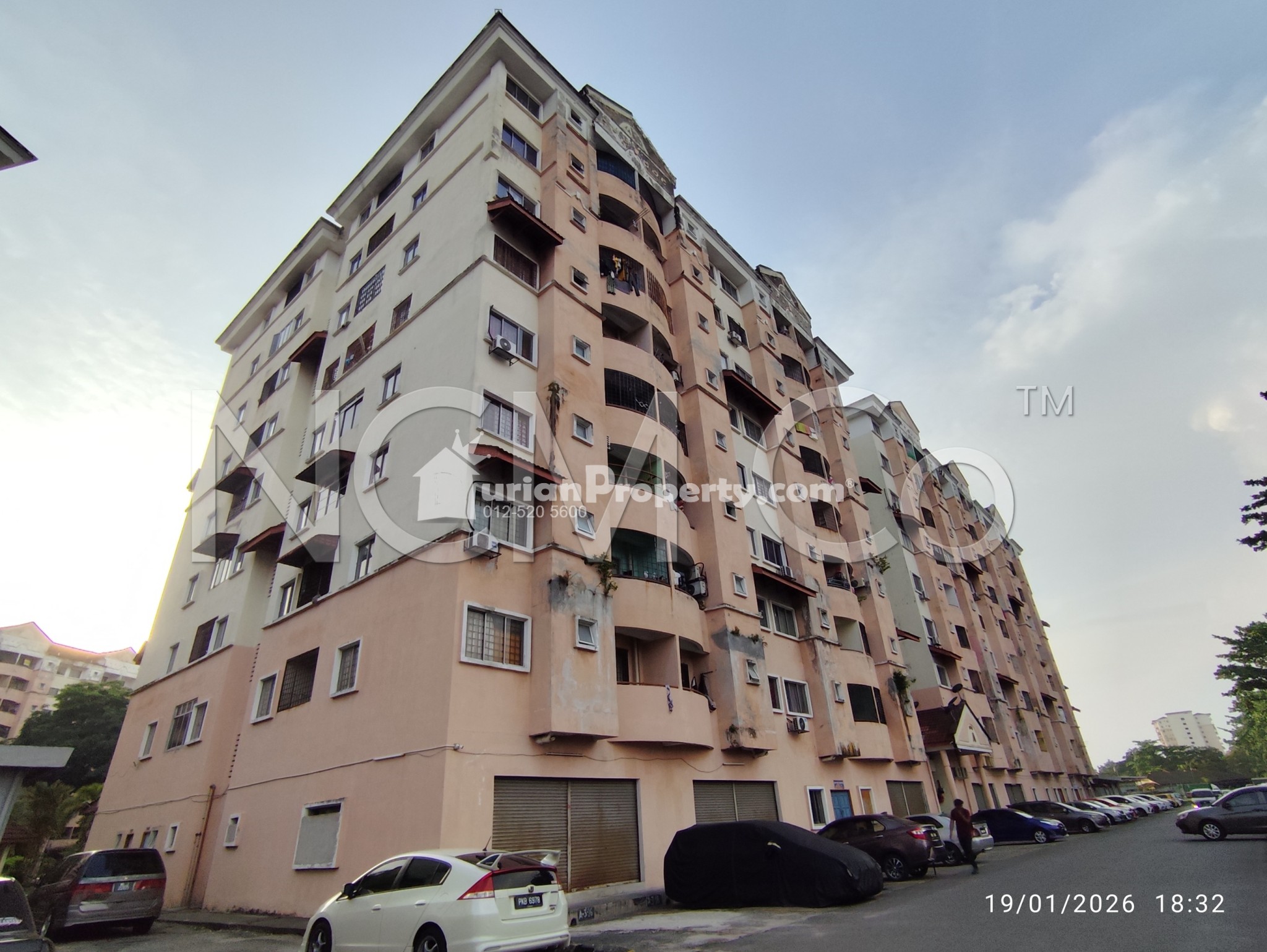 Apartment For Auction at Perdana Villa