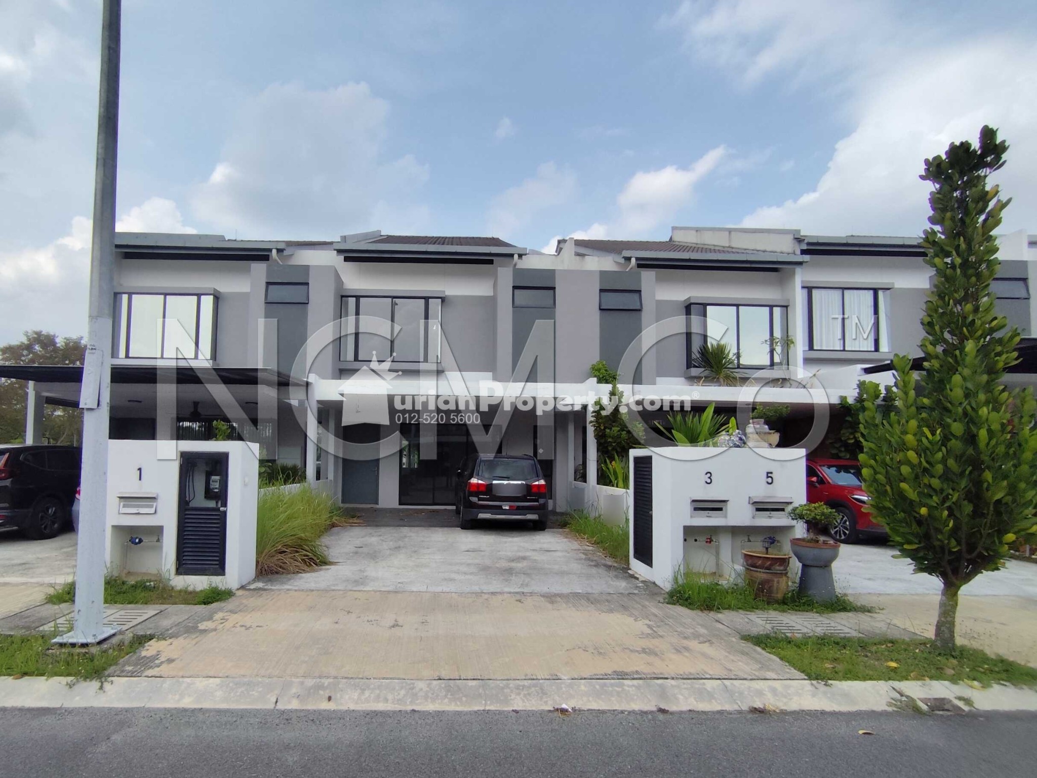 Terrace House For Auction at Lambaian Residence