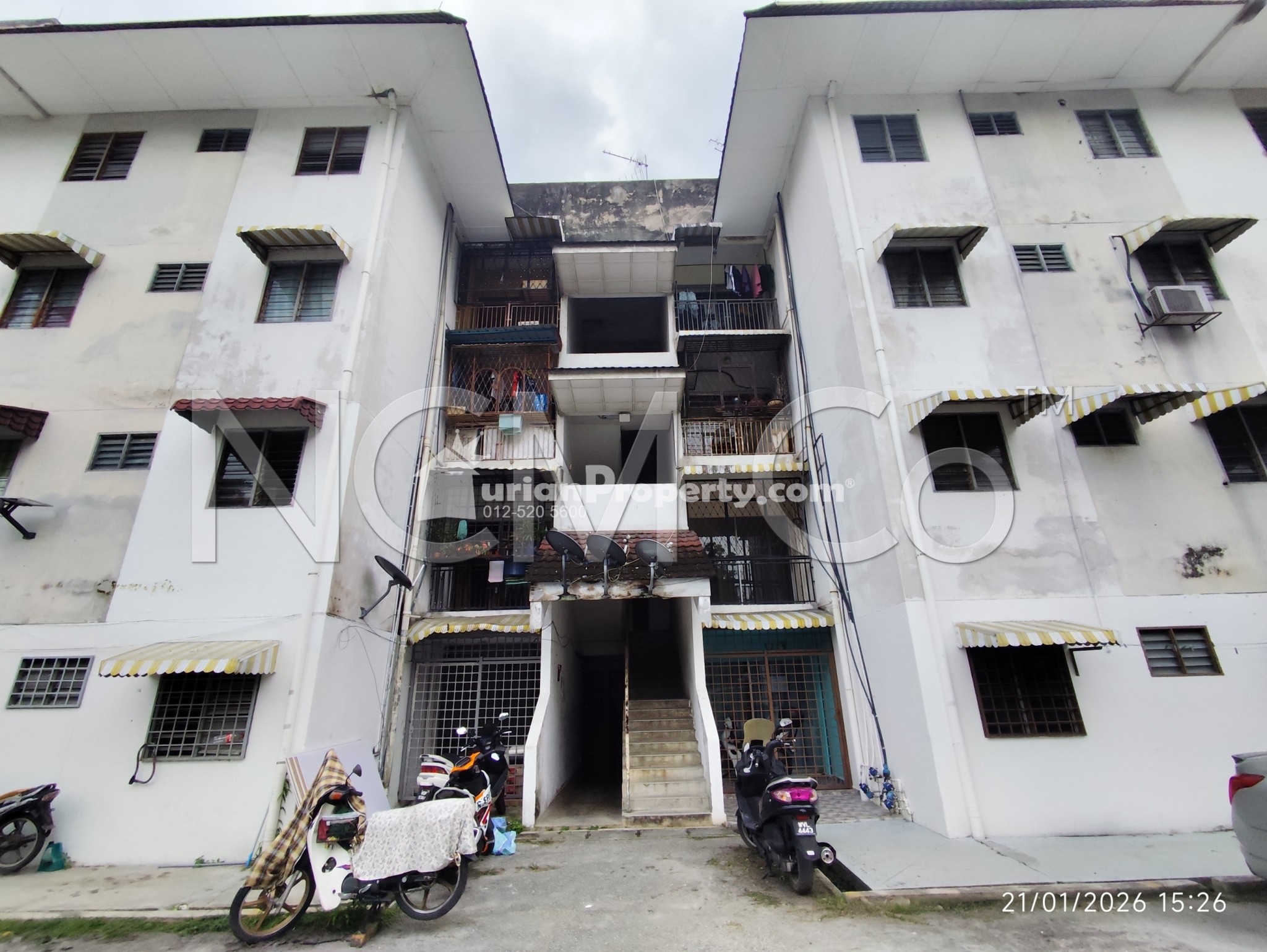 Apartment For Auction at Kenanga Apartment