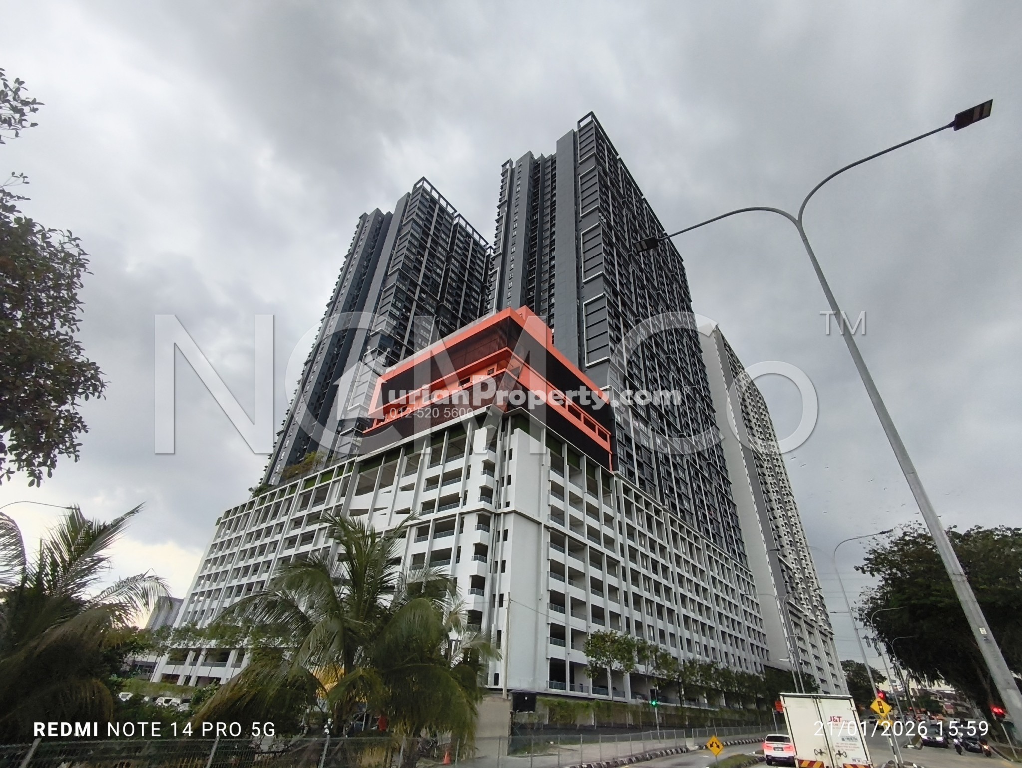 Apartment For Auction at The Holmes 2