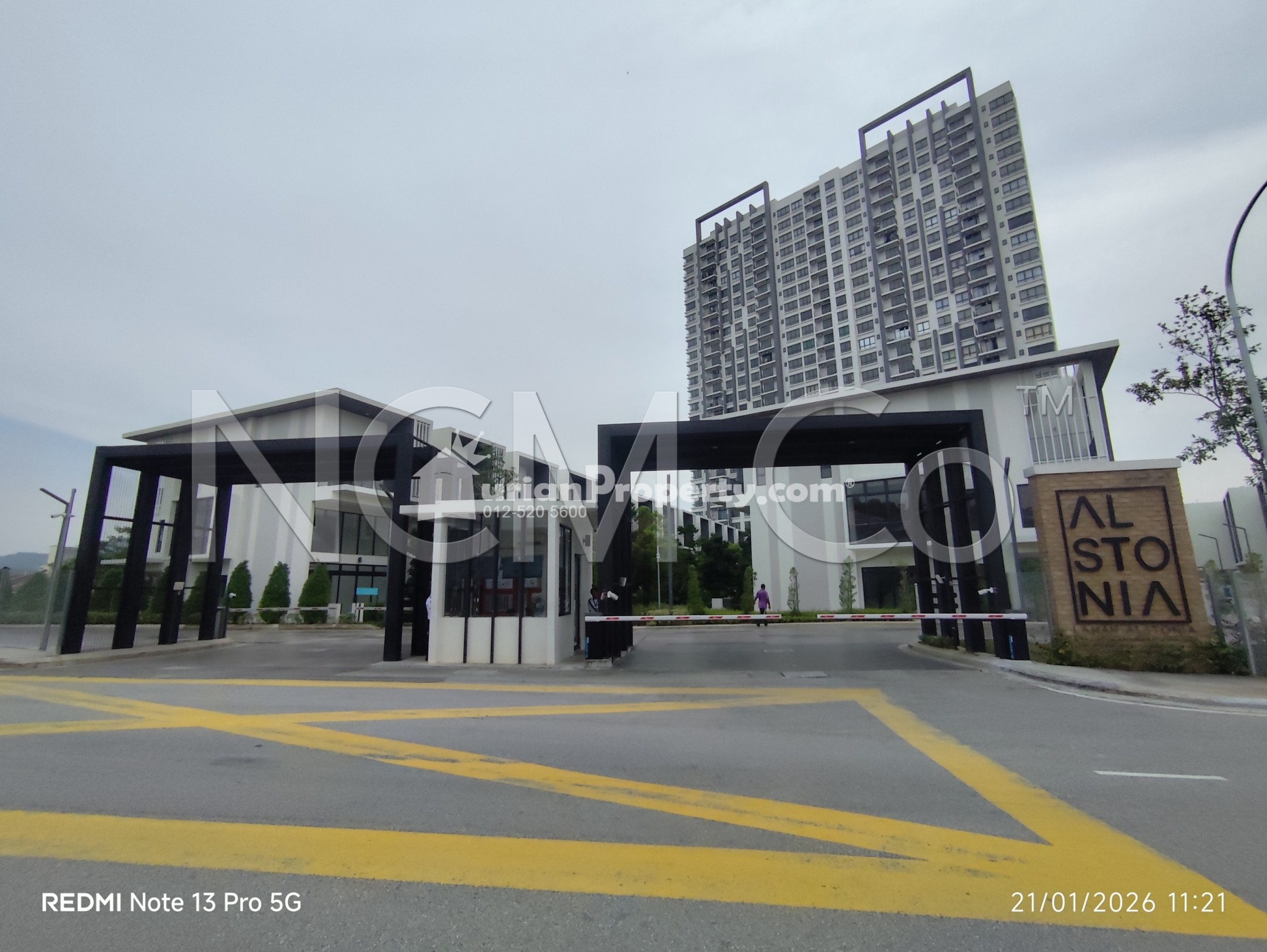 Condo For Auction at Alstonia