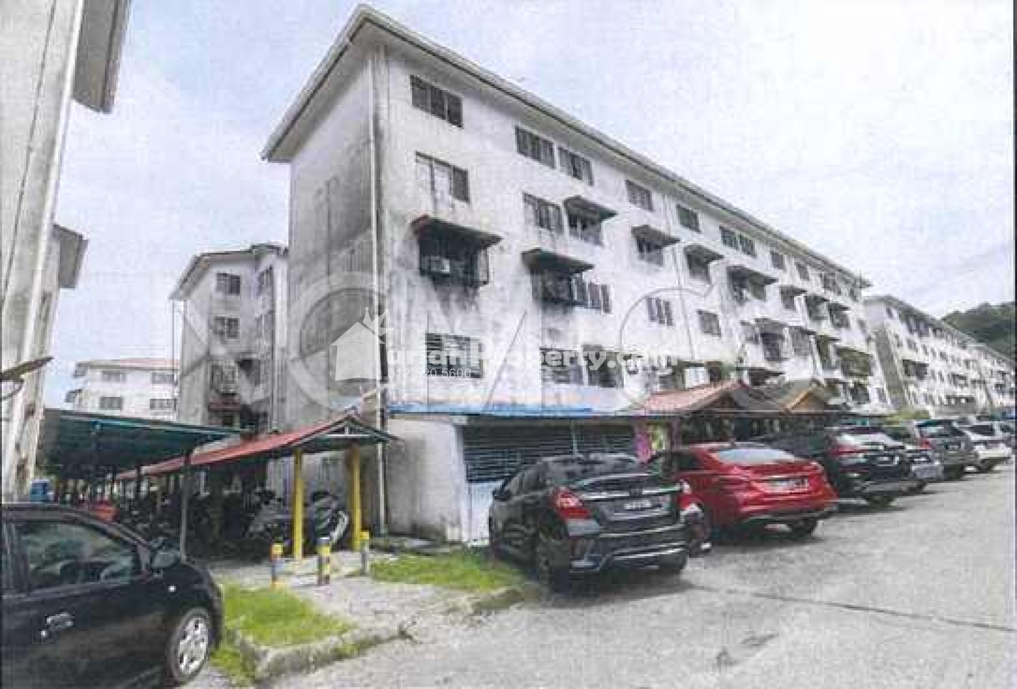 Apartment For Auction at Flat Desa Baiduri