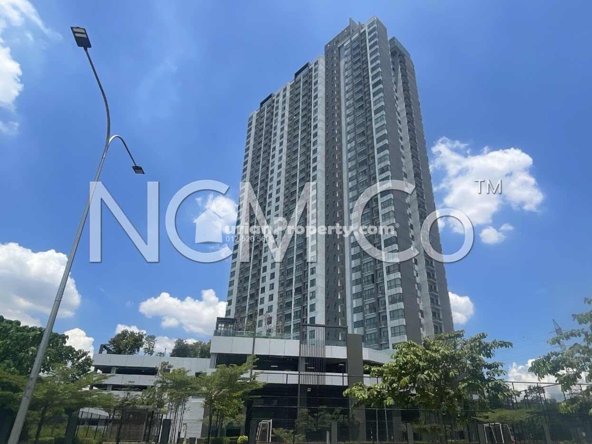 Condo For Auction at Rumbia Residence