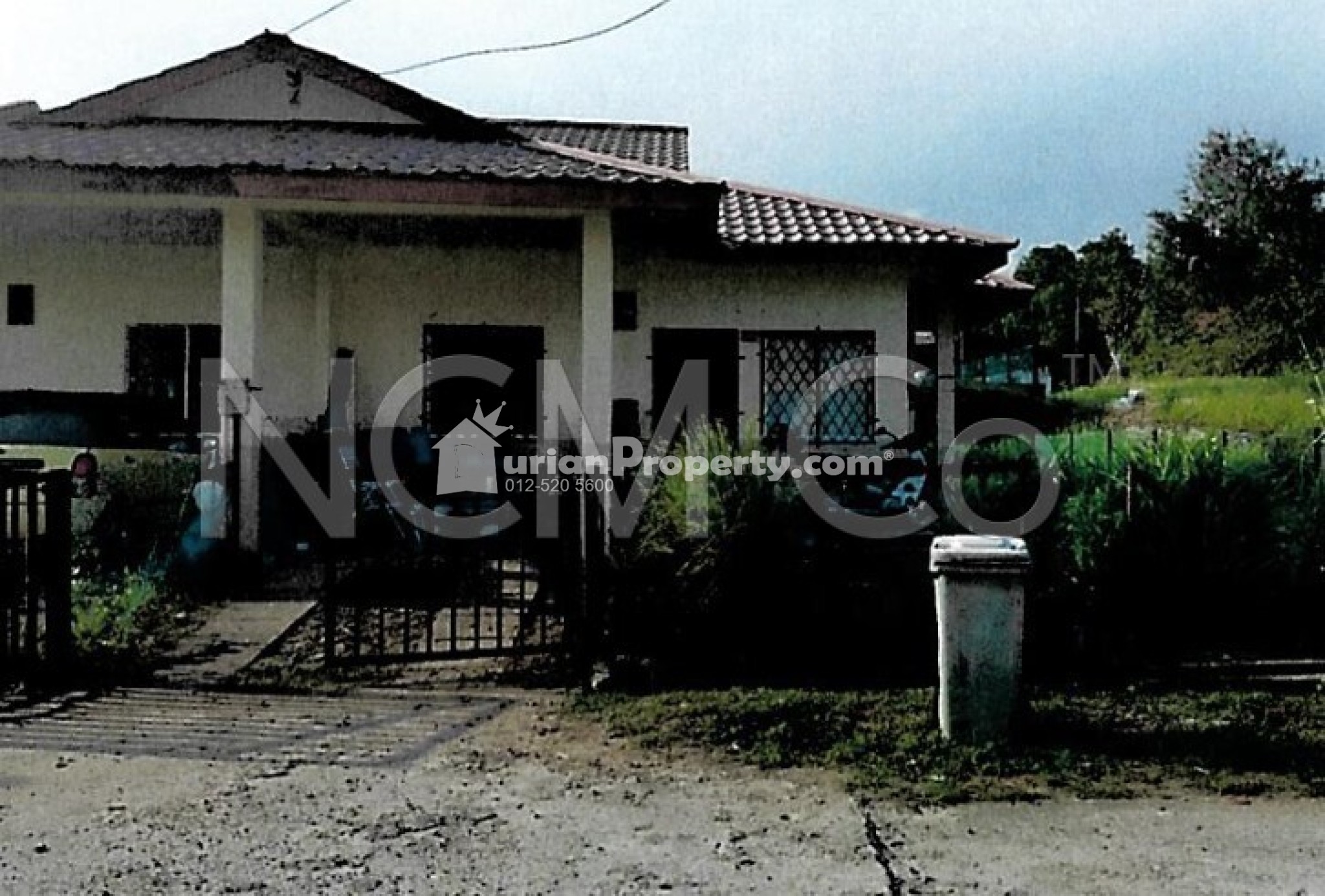 Terrace House For Auction at Tawau