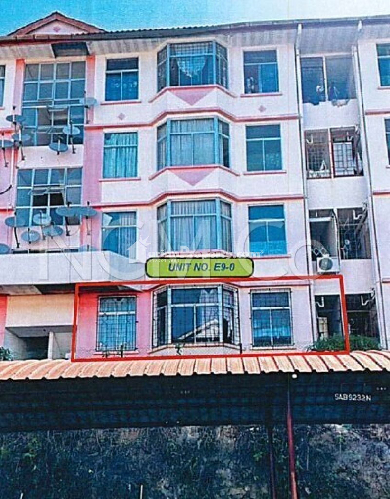 Apartment For Auction at Country Heights Apartments 1