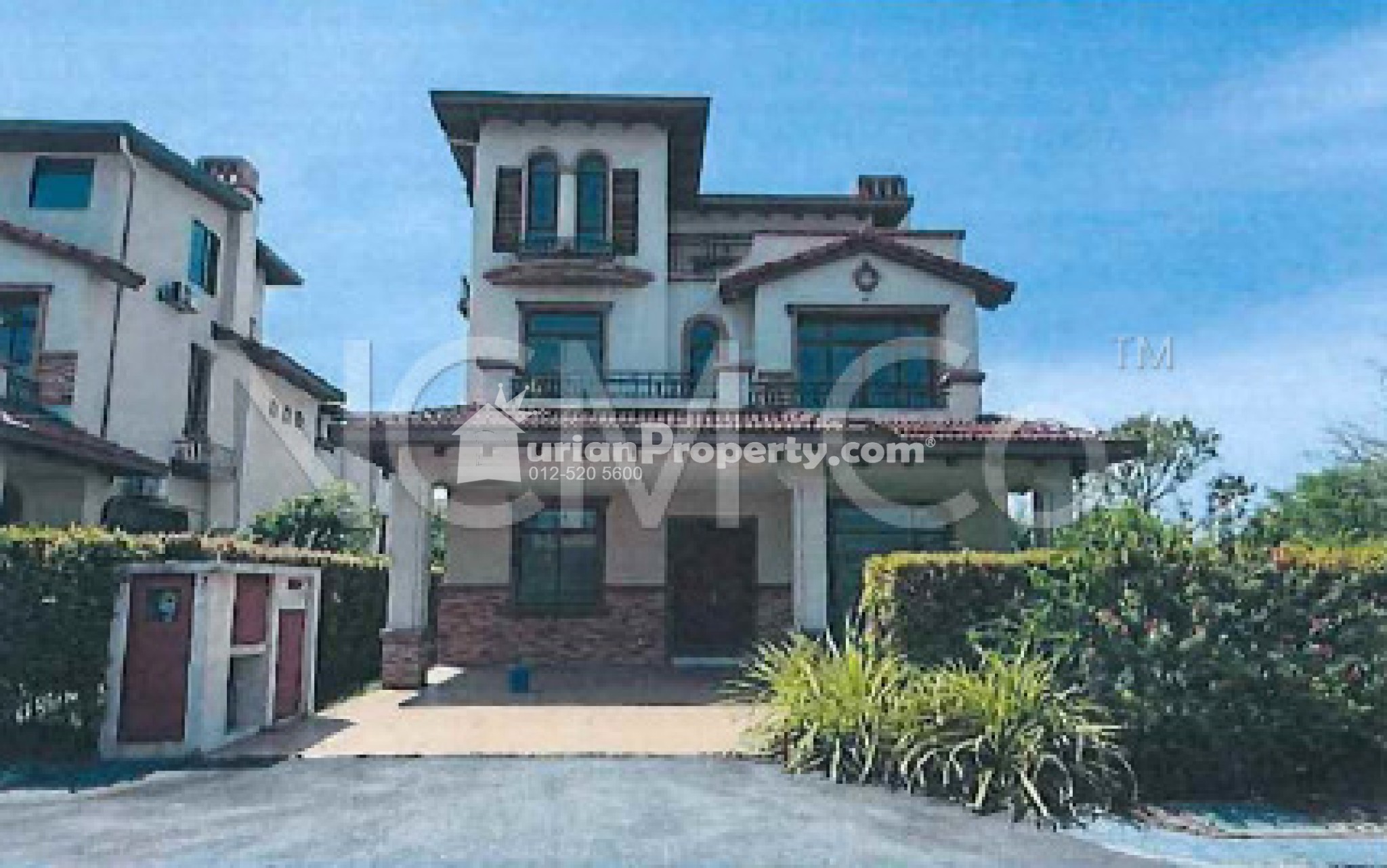 Bungalow House For Auction at Diamond Residence