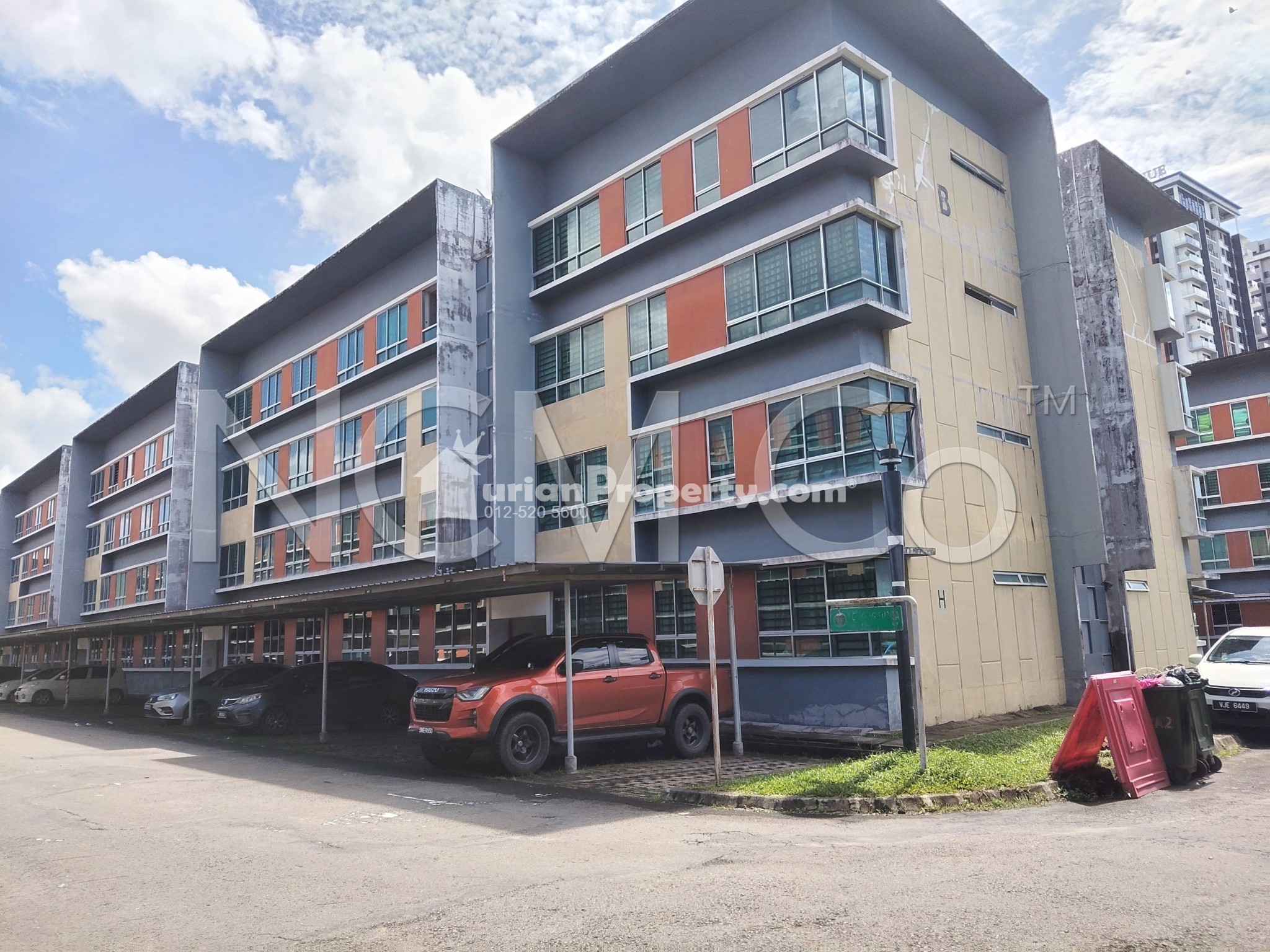 Apartment For Auction at Cyber City Apartments 2