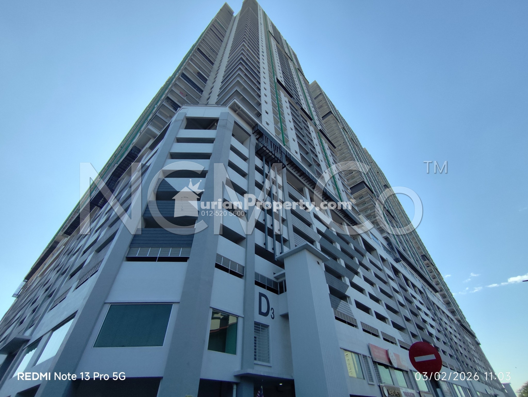 Serviced Residence For Auction at Razak City Residences