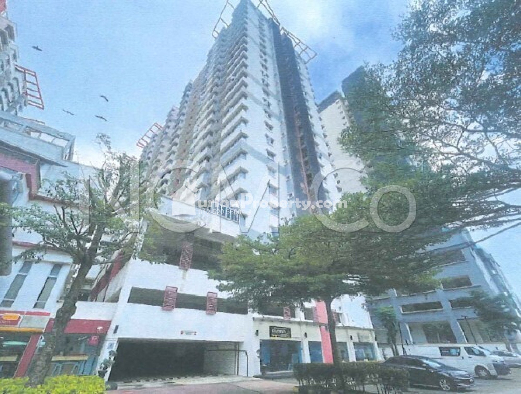 Serviced Residence For Auction at Koi Kinrara