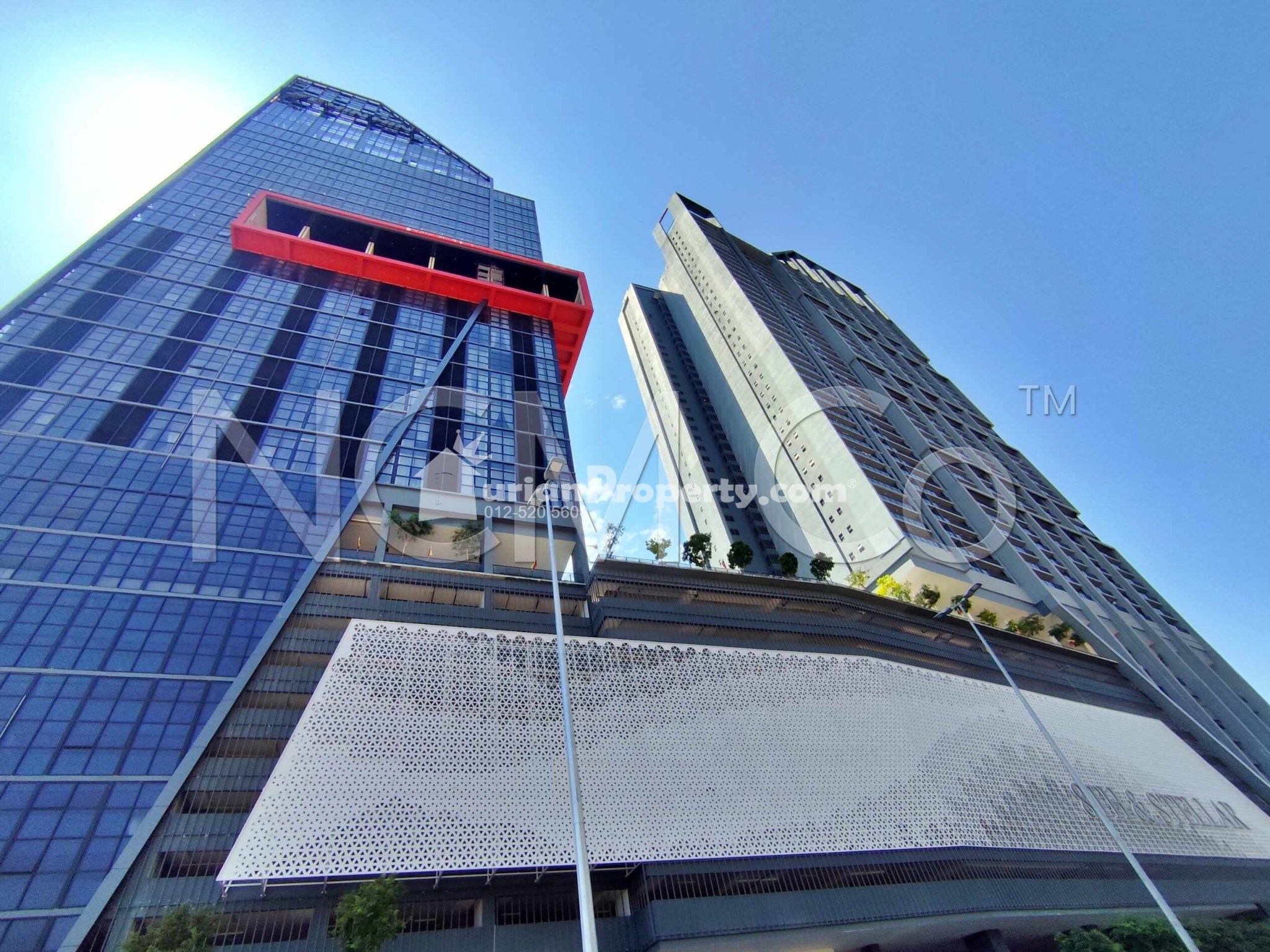 Serviced Residence For Auction at 8th & Stellar