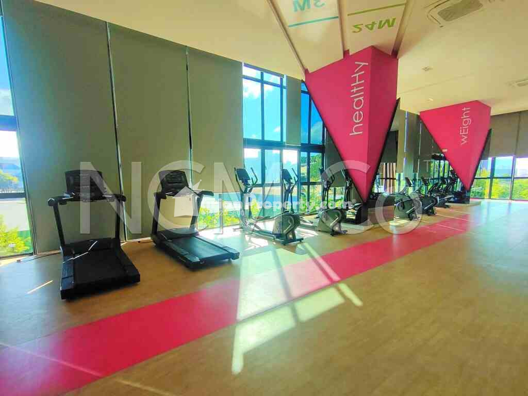 Apartment For Auction at The Valley Residence