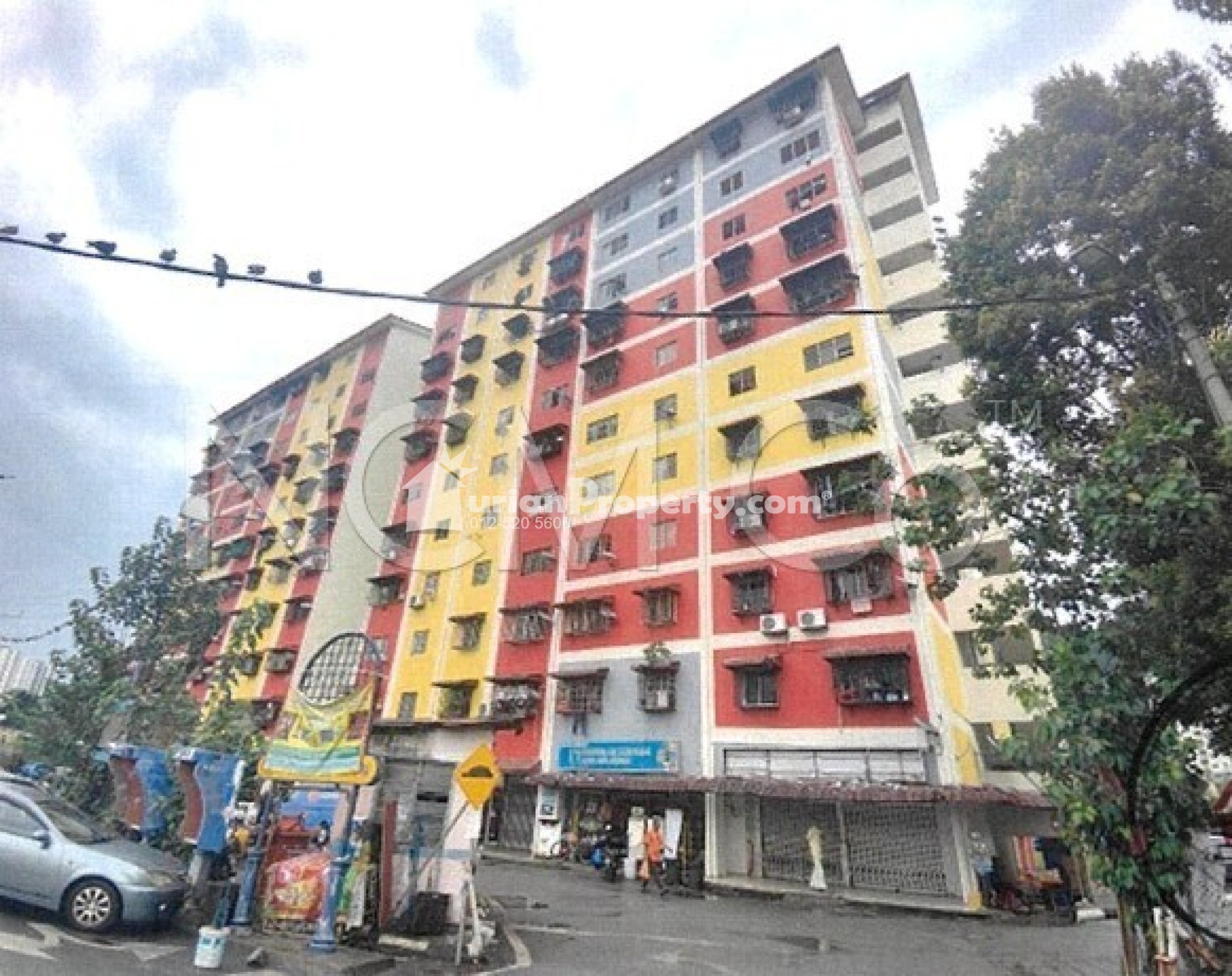 Apartment For Auction at Pangsapuri Laksamana Jaya