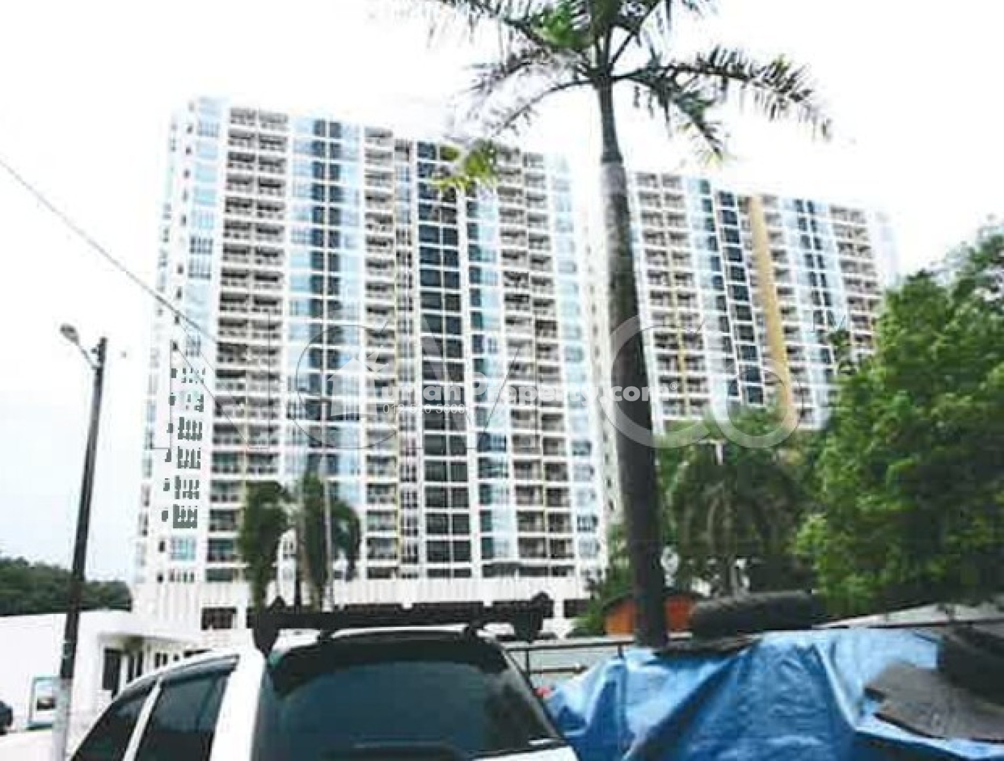 Serviced Residence For Auction at KSL Residences @ Daya
