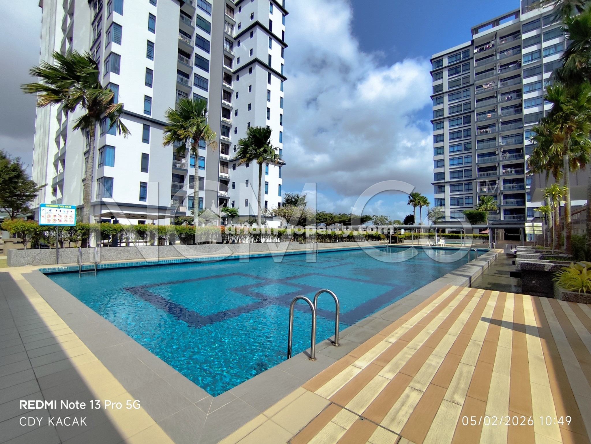 Apartment For Auction at Seri Austin Residences