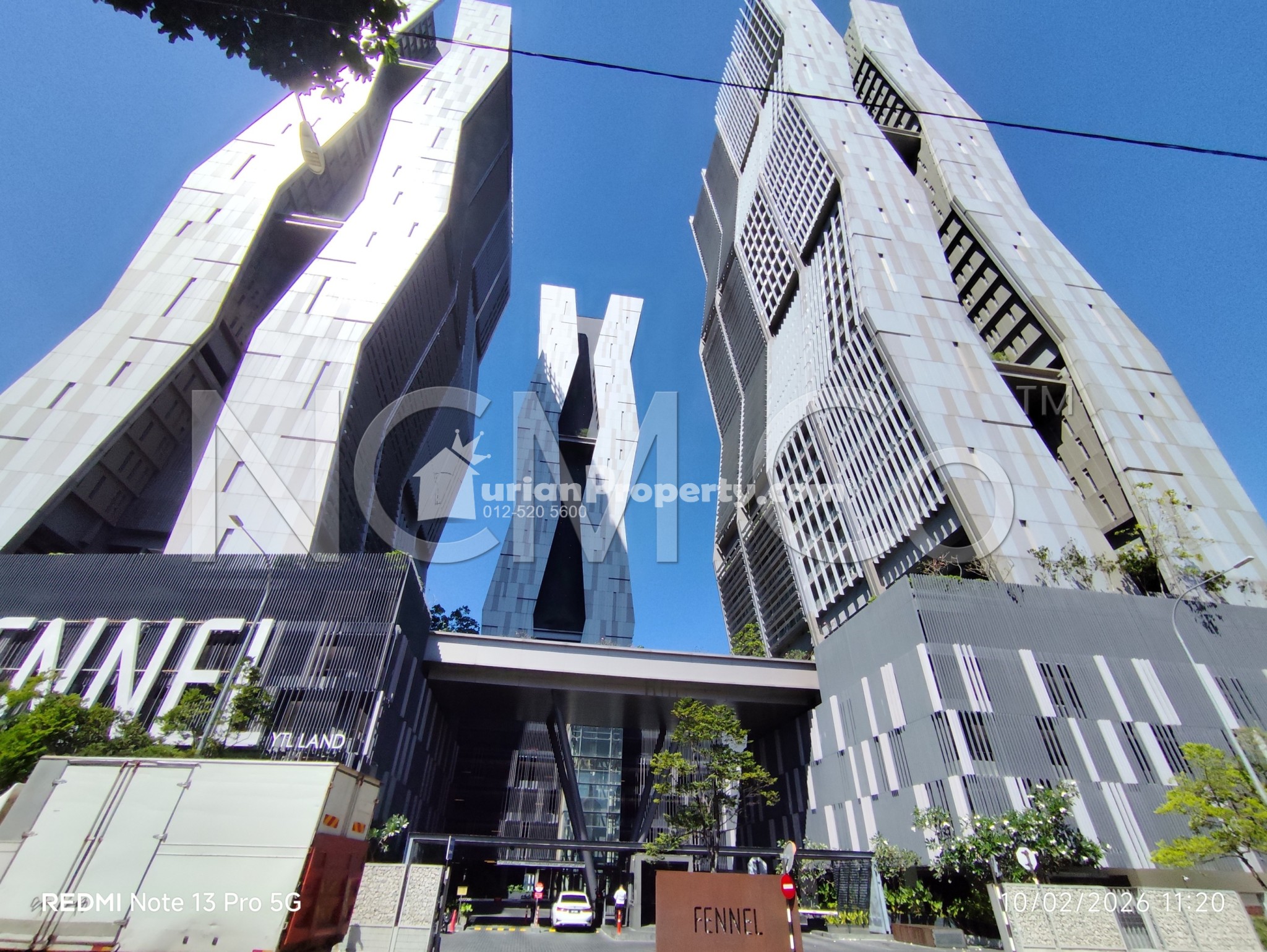 Condo For Auction at The Fennel