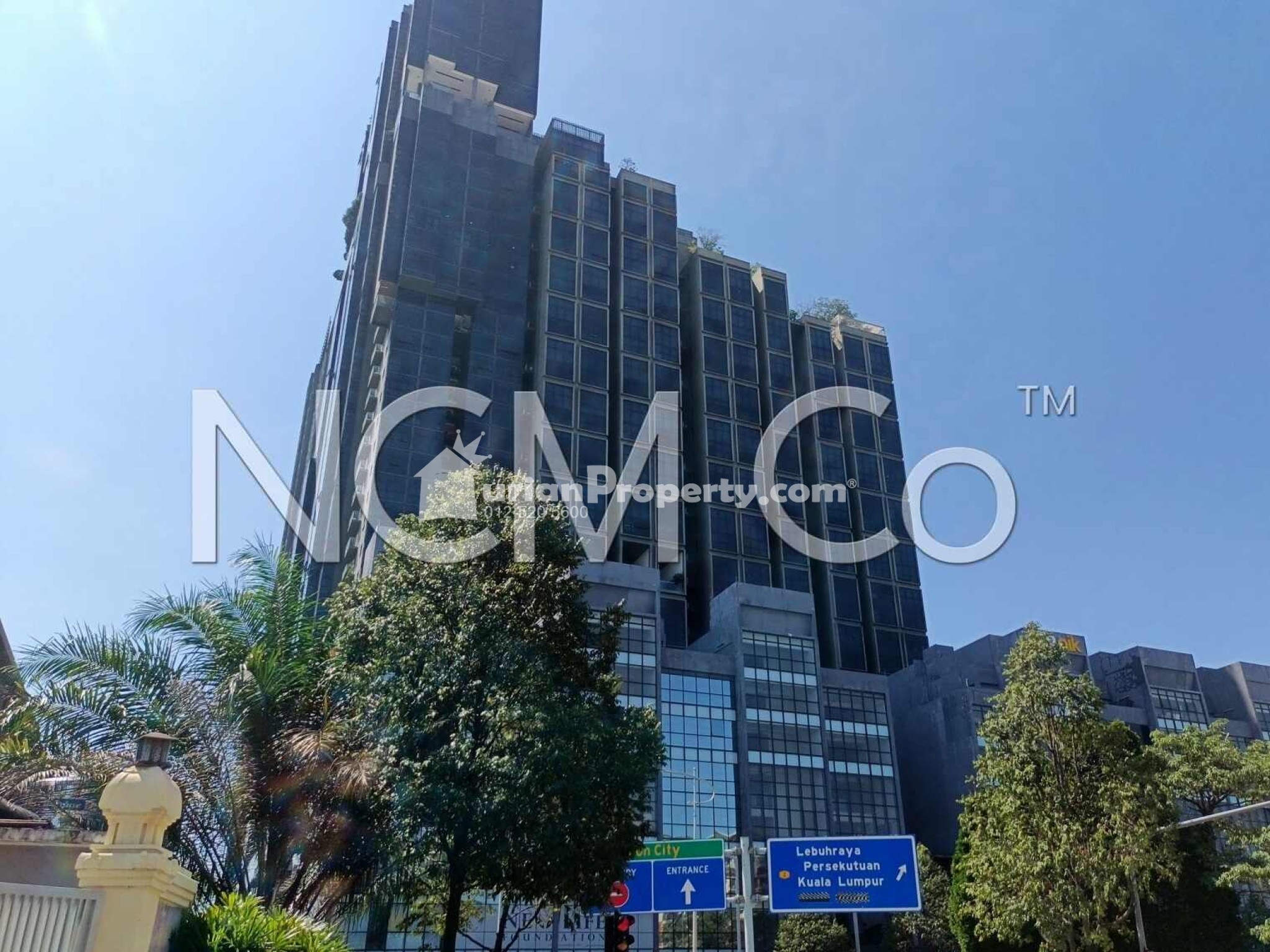 Serviced Residence For Auction at Icon Residenz