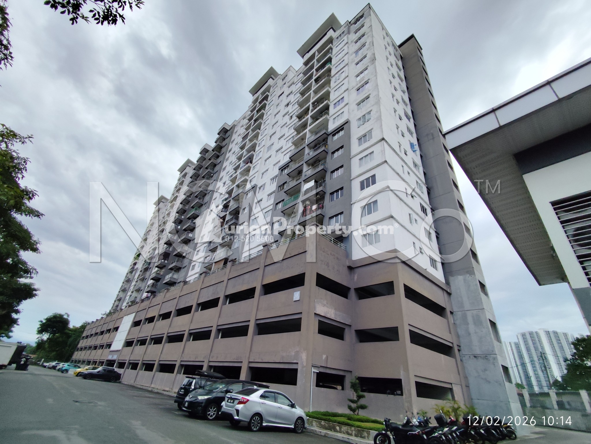 Condo For Auction at Casa Idaman