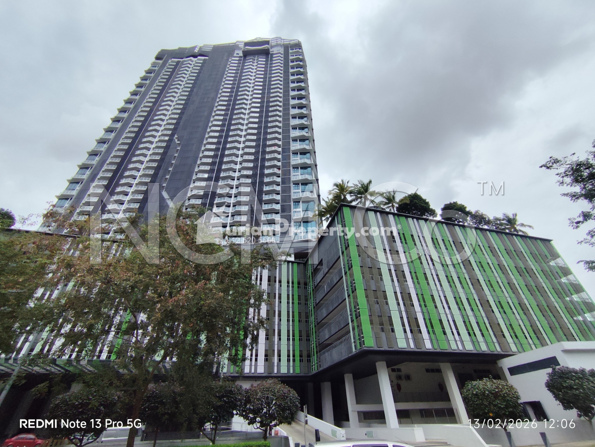 Serviced Residence For Auction at Almas