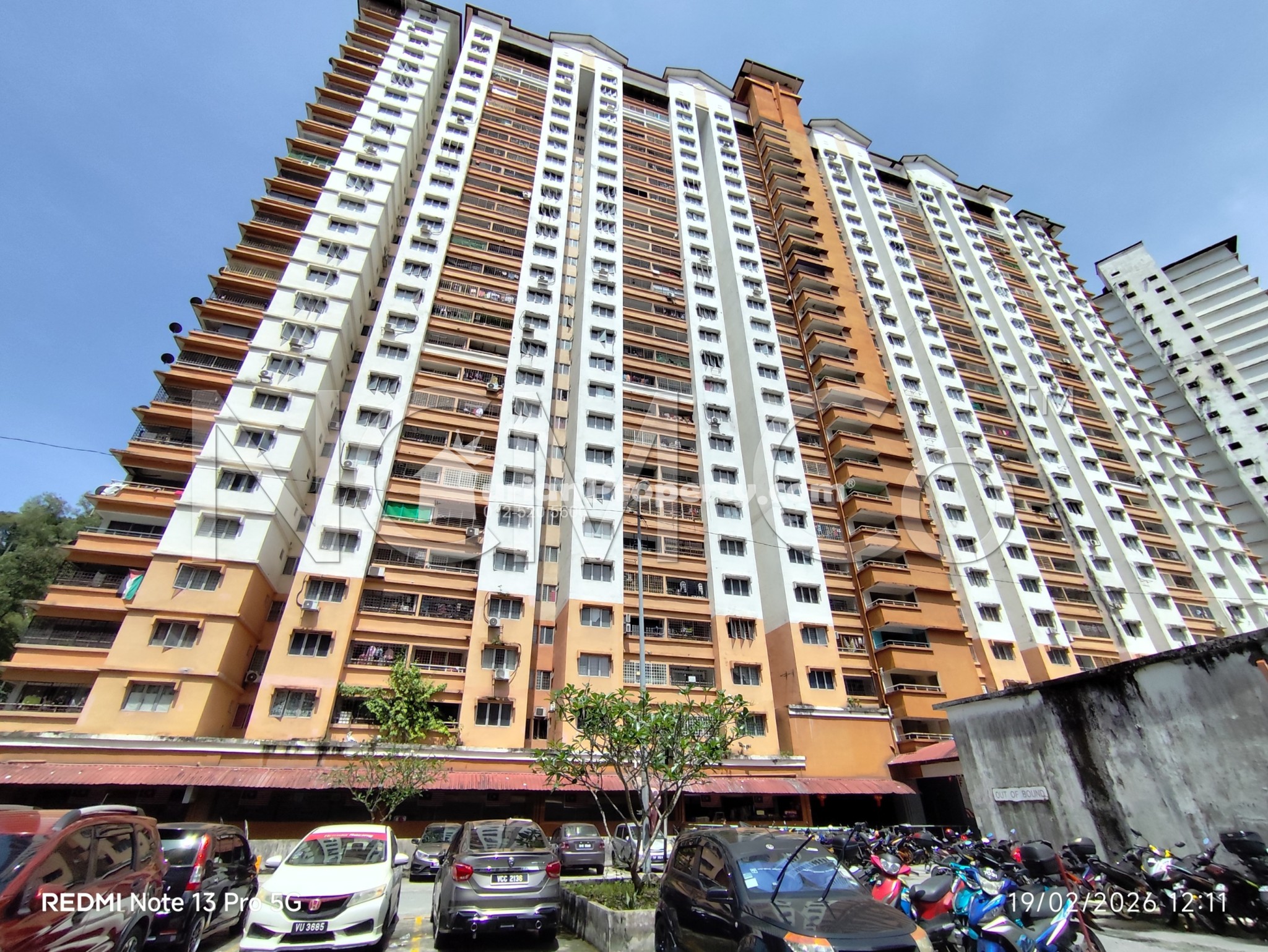 Apartment For Auction at Flora Damansara Apartment