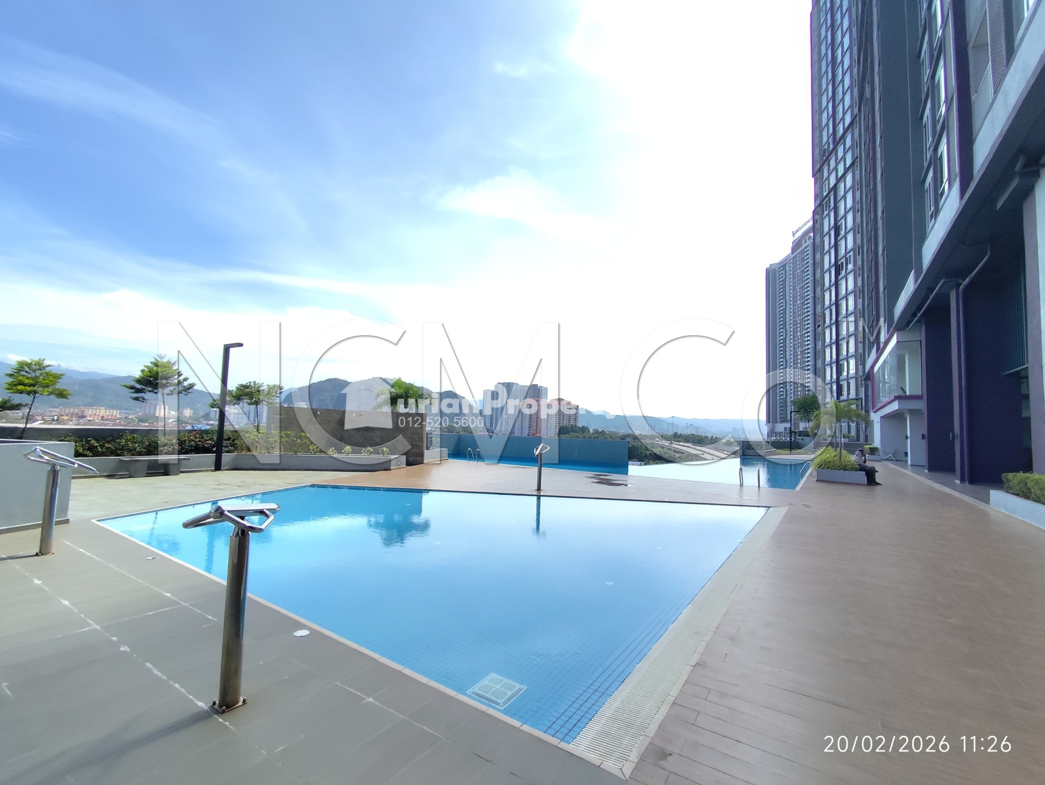 Apartment For Auction at Laman Sari