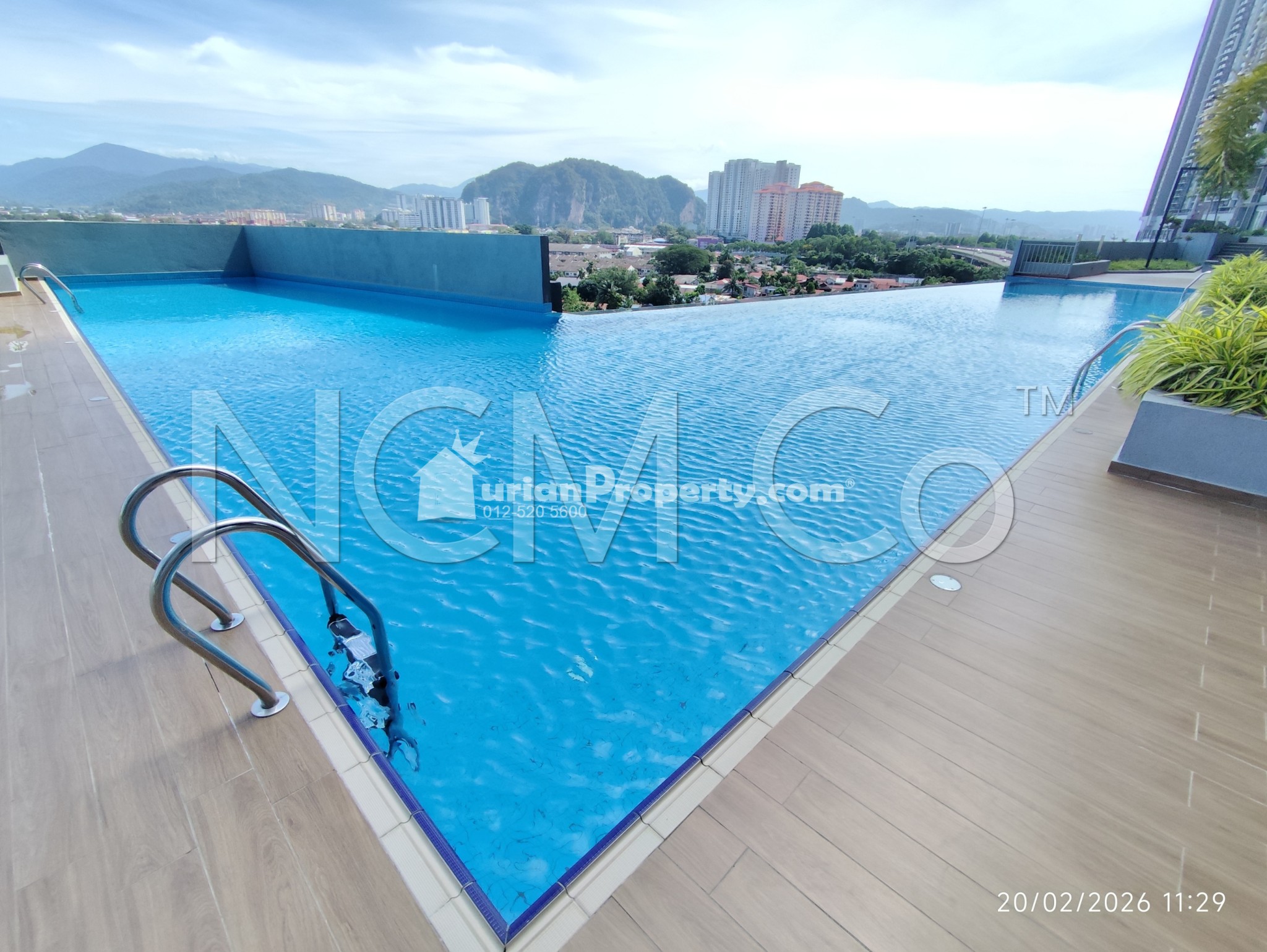 Apartment For Auction at Laman Sari