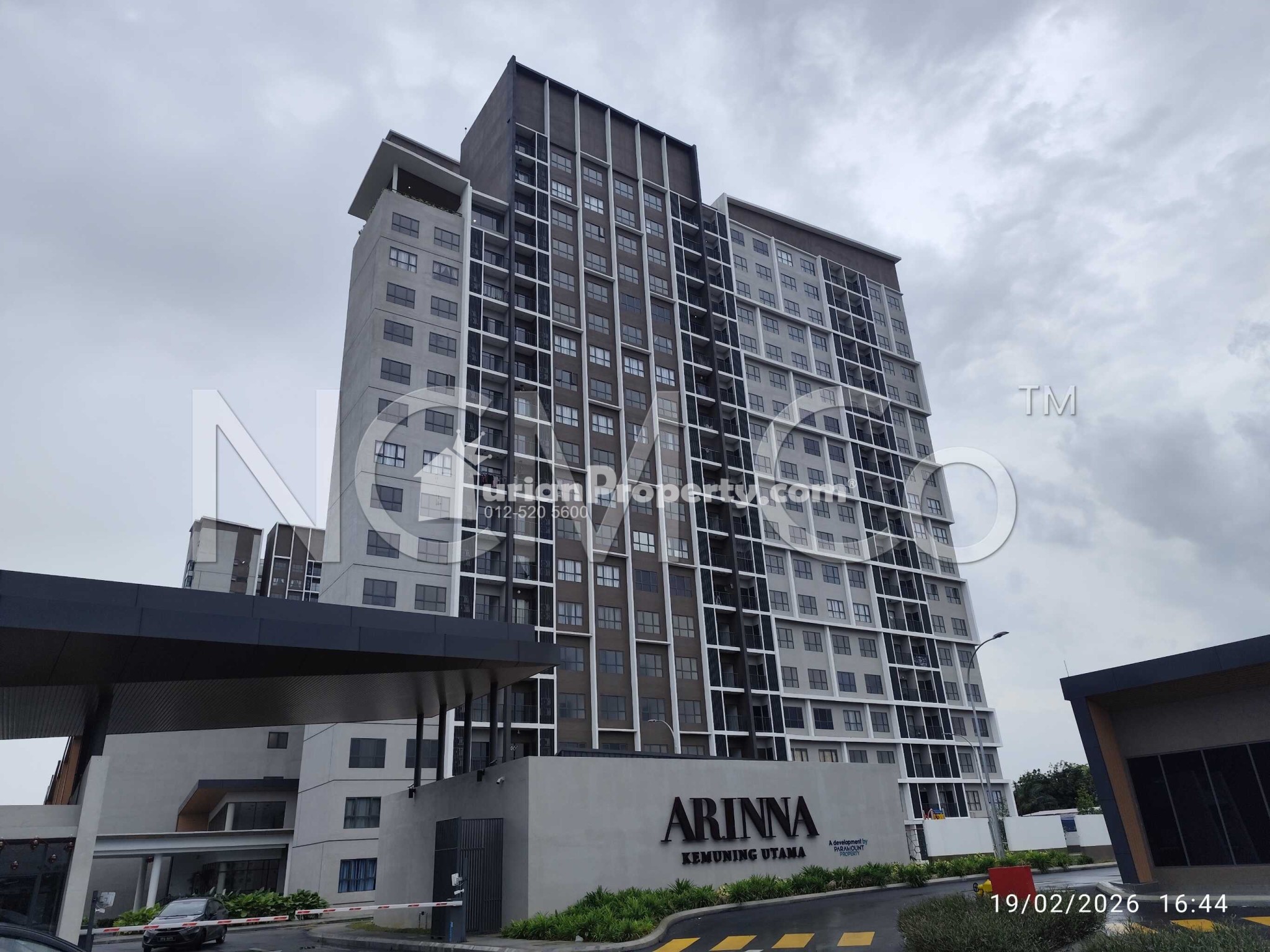 Condo For Auction at Arinna