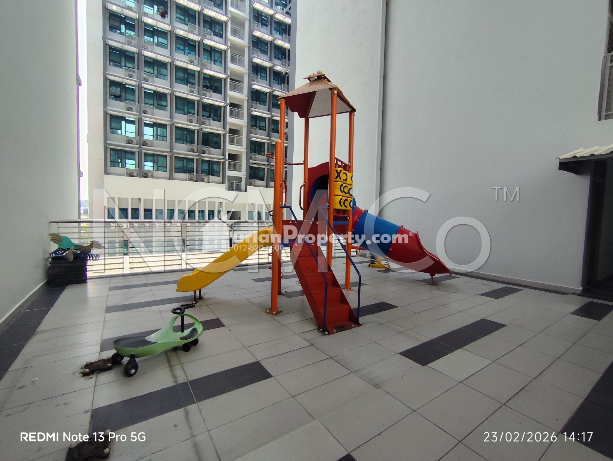 Office For Auction at Centrestage