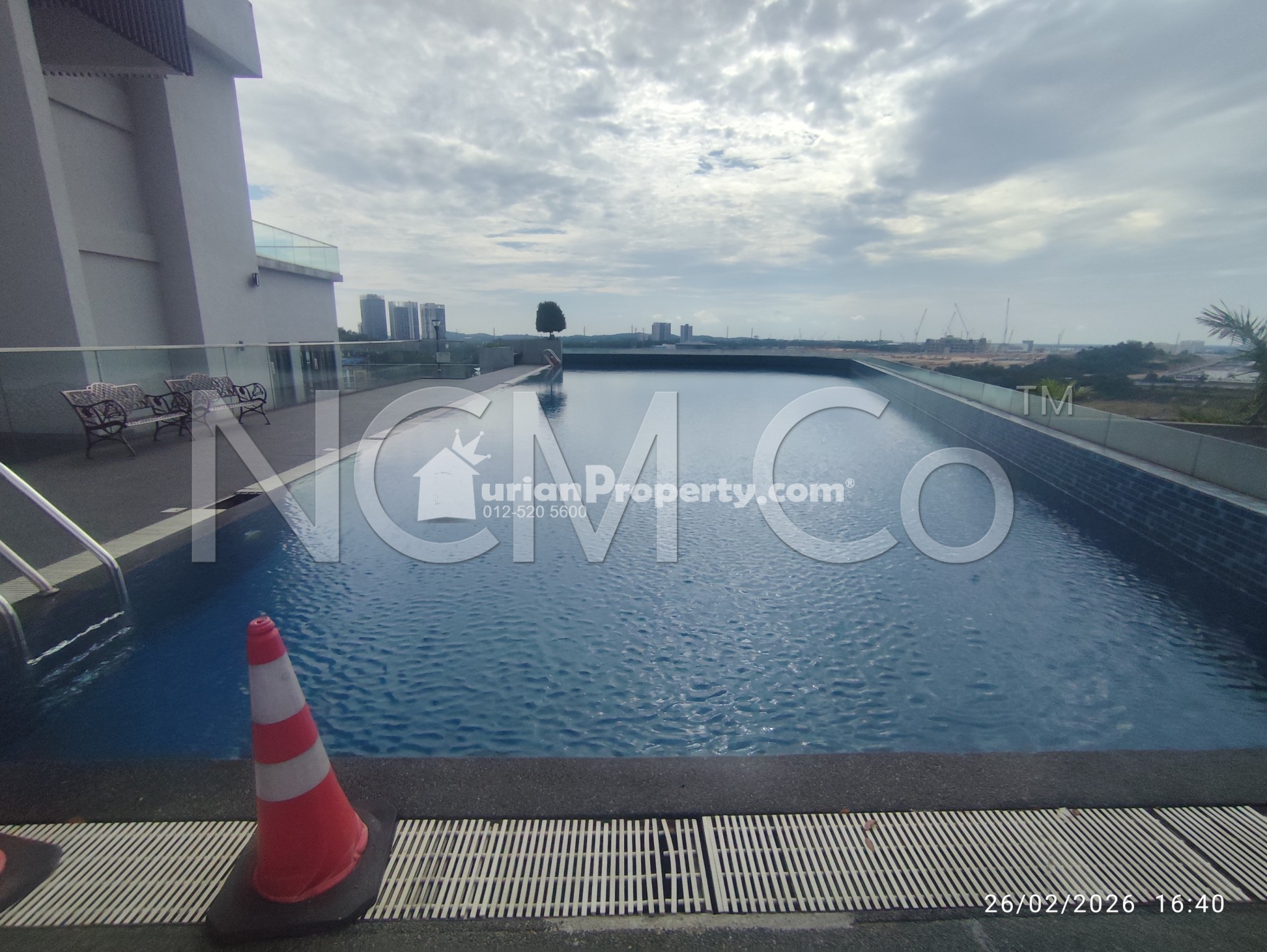 SOFO For Auction at D'Pristine