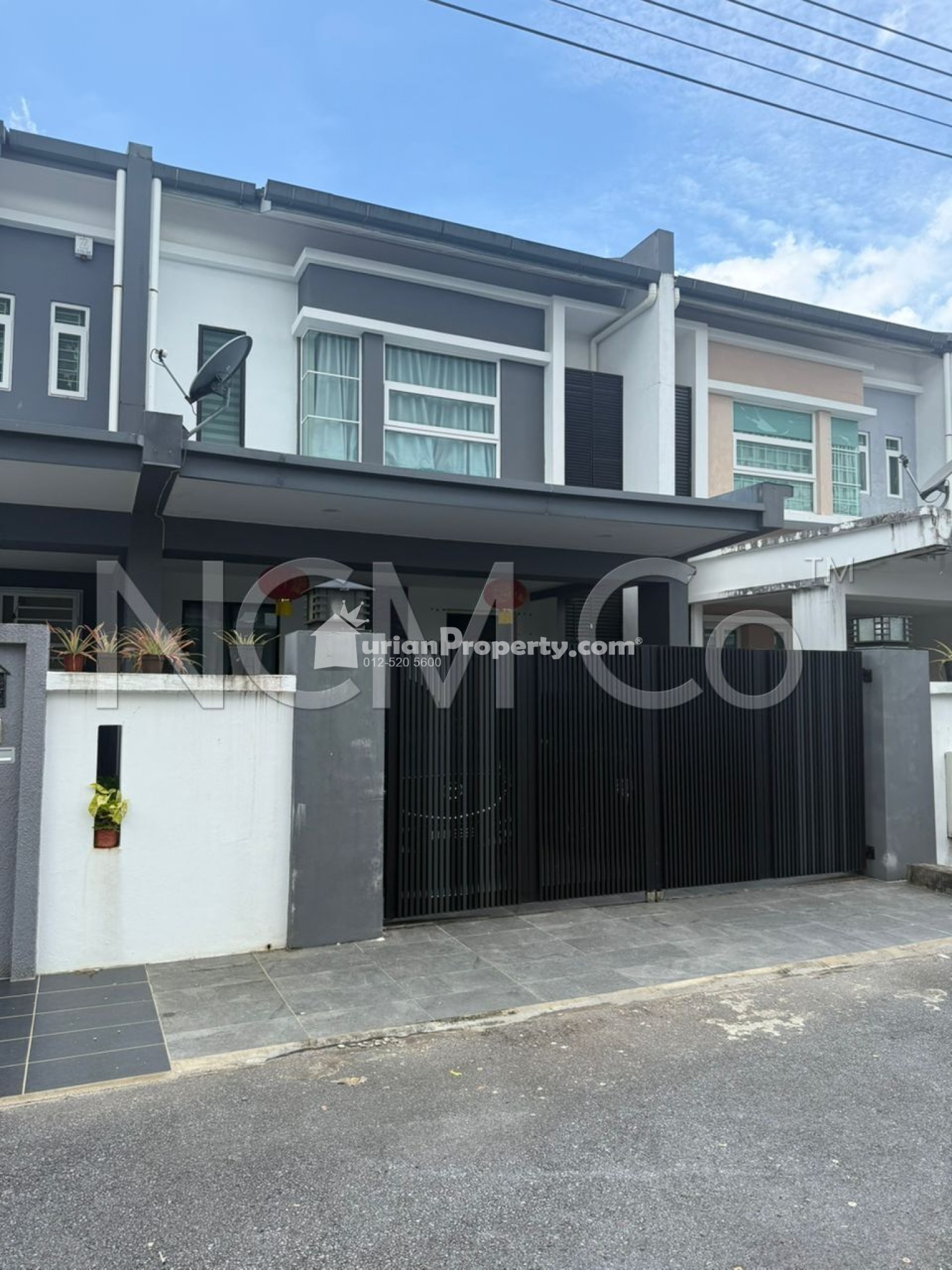 Terrace House For Auction at Tabuan Tranquility