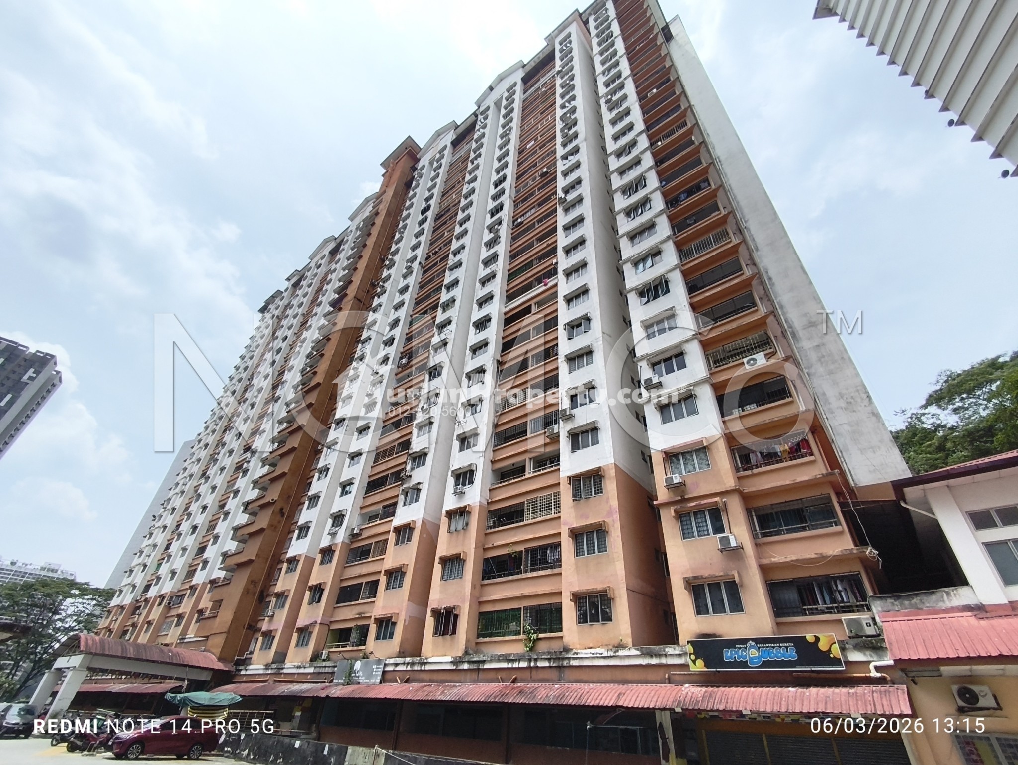 Apartment For Auction at Flora Damansara Apartment