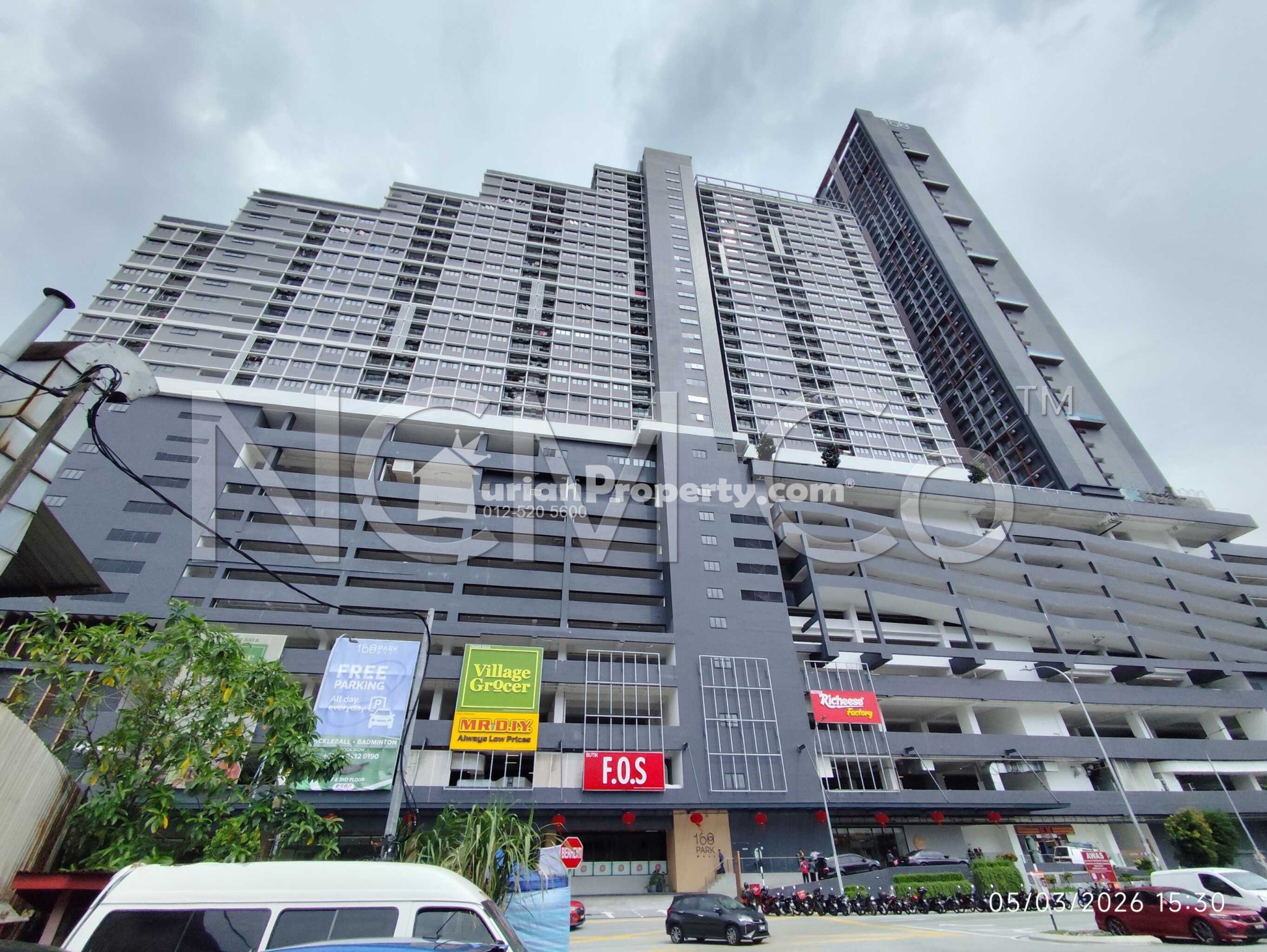 Serviced Residence For Auction at 168 Park Selayang