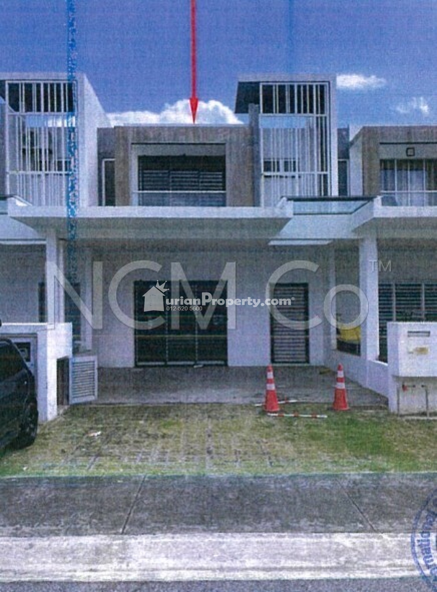 Terrace House For Auction at Casaview @ Cybersouth