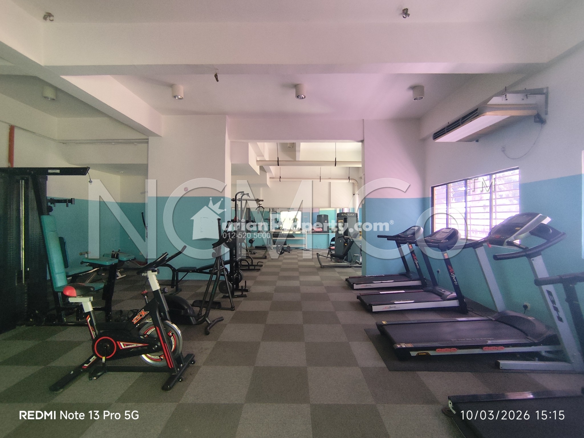 Apartment For Auction at Vistaria Apartment