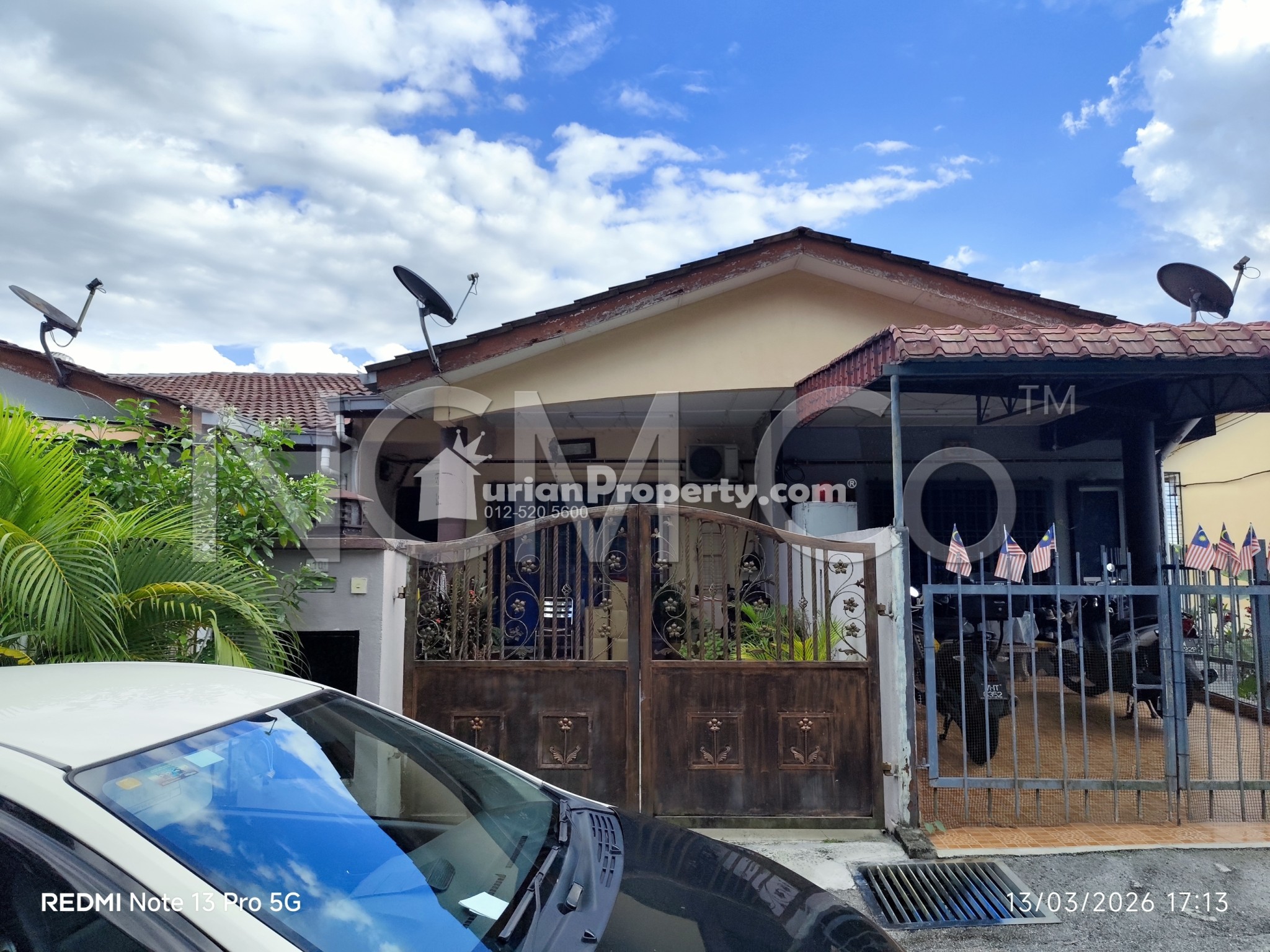 Terrace House For Auction at Taman Selayang Mulia