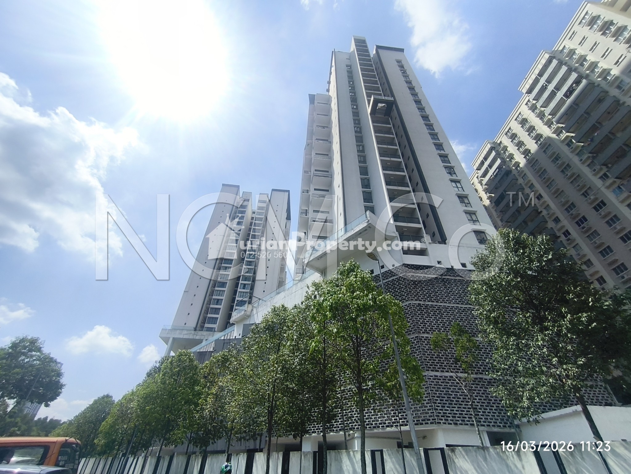 Condo For Auction at The Andes