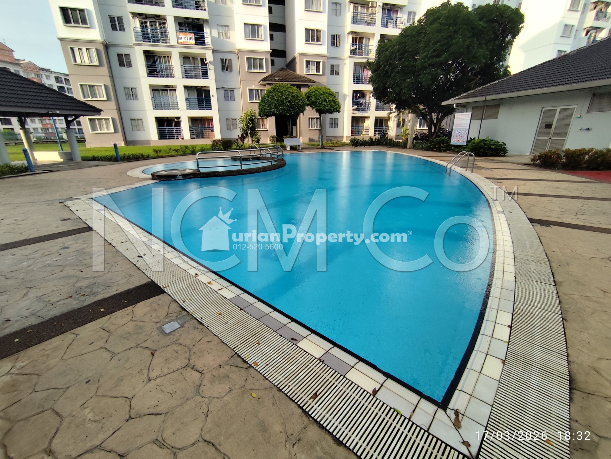 Apartment For Auction at Akasia Apartment