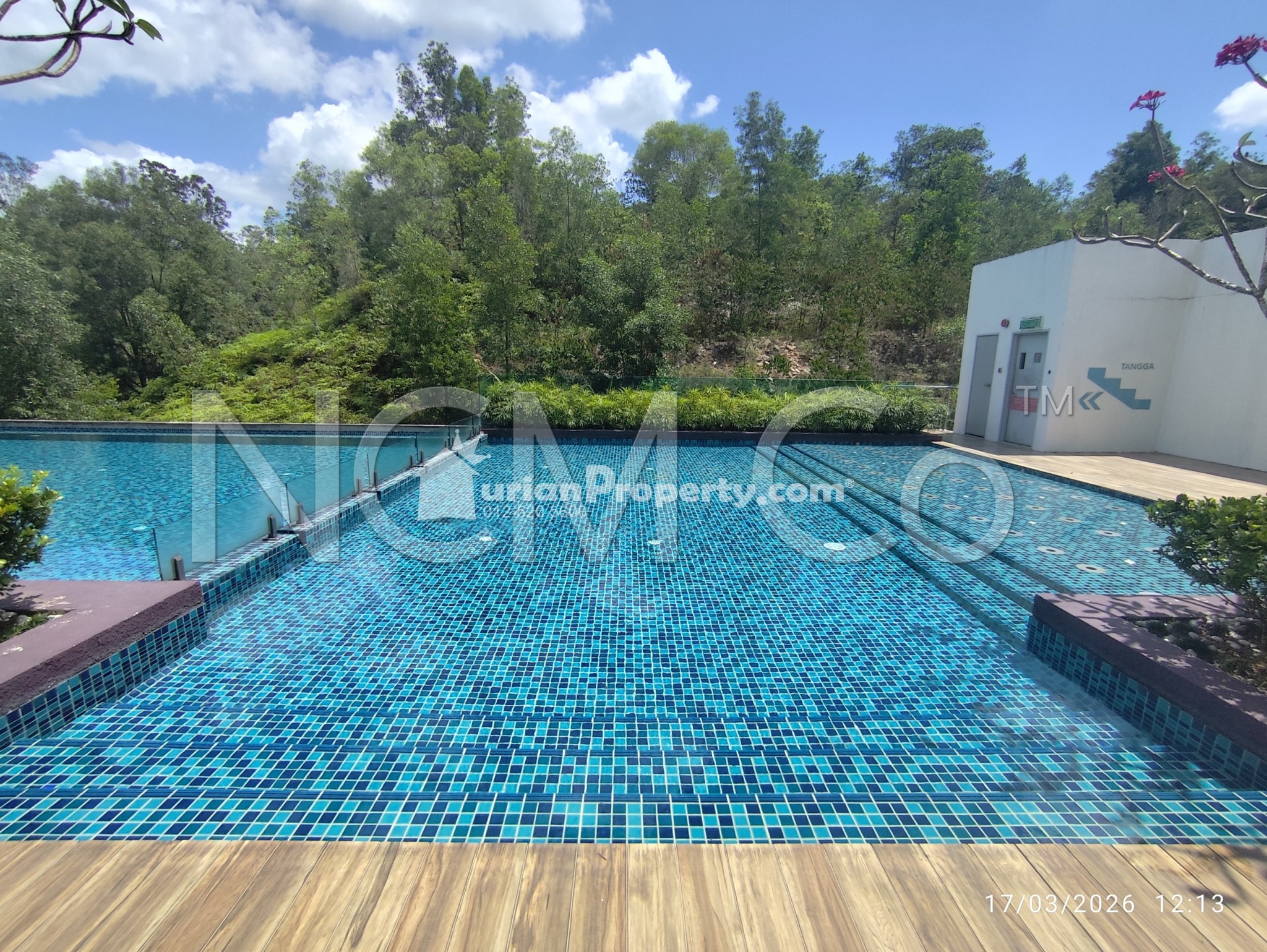 Apartment For Auction at Iris Residence