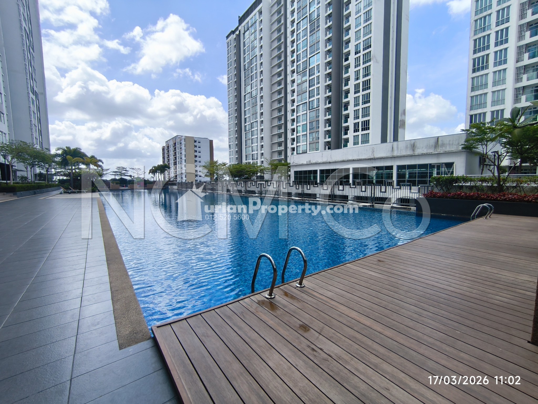 Serviced Residence For Auction at Meridin Bayvue