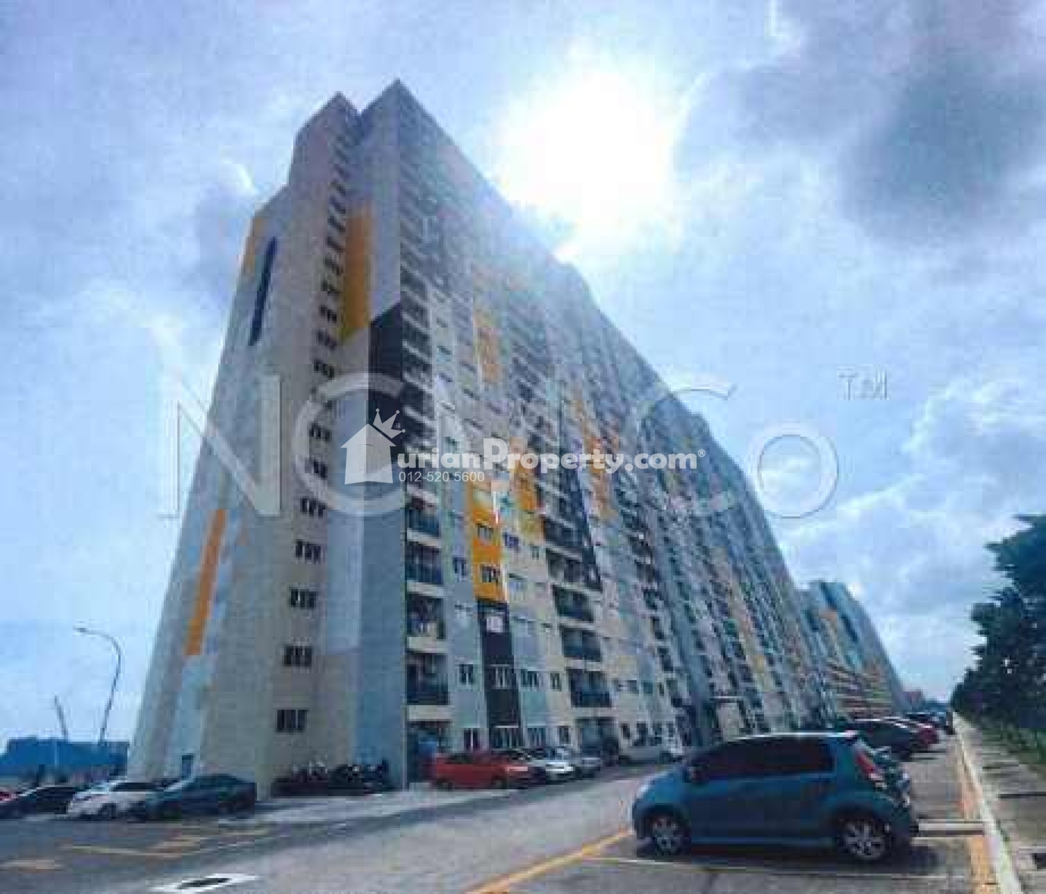 Apartment For Auction at Idaman BSP Apartment