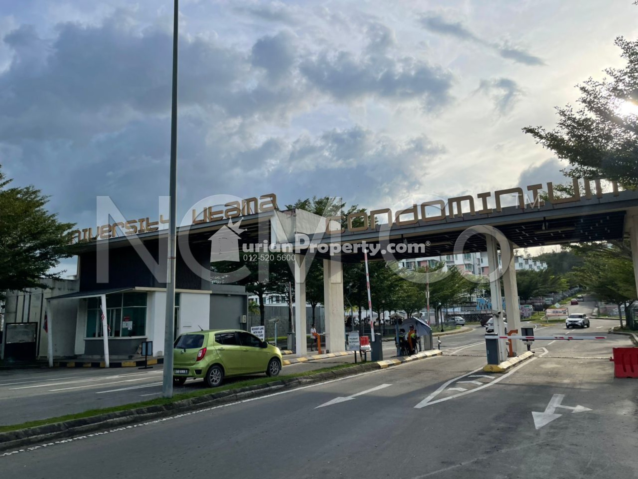 Condo For Auction at University Utama Condominium