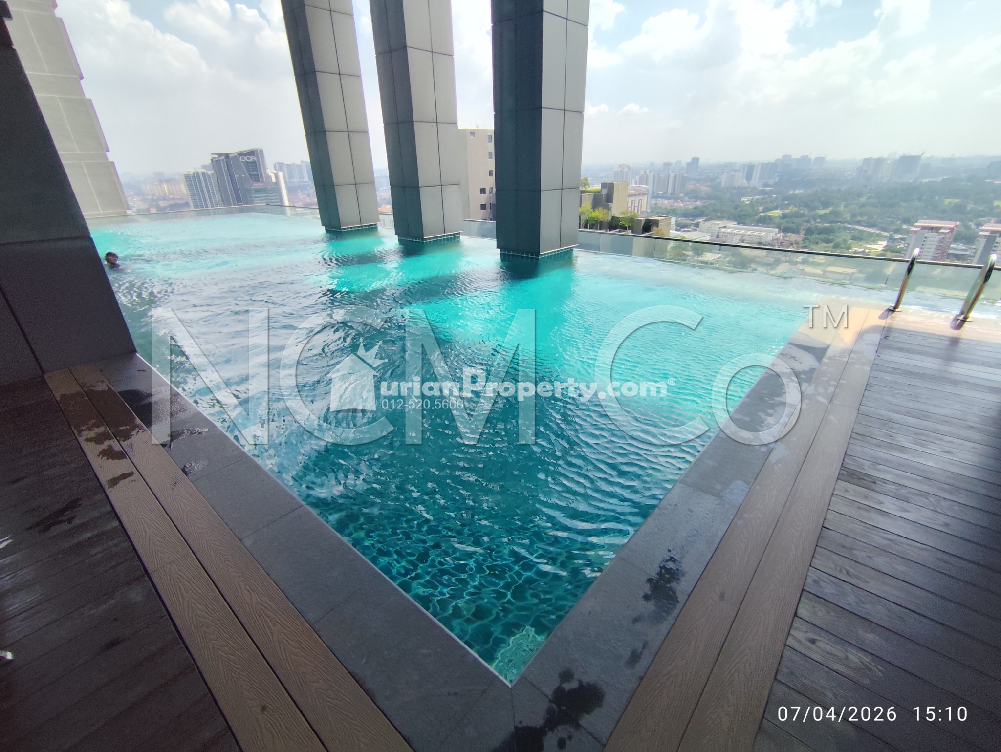 Serviced Residence For Auction at Icon Residenz