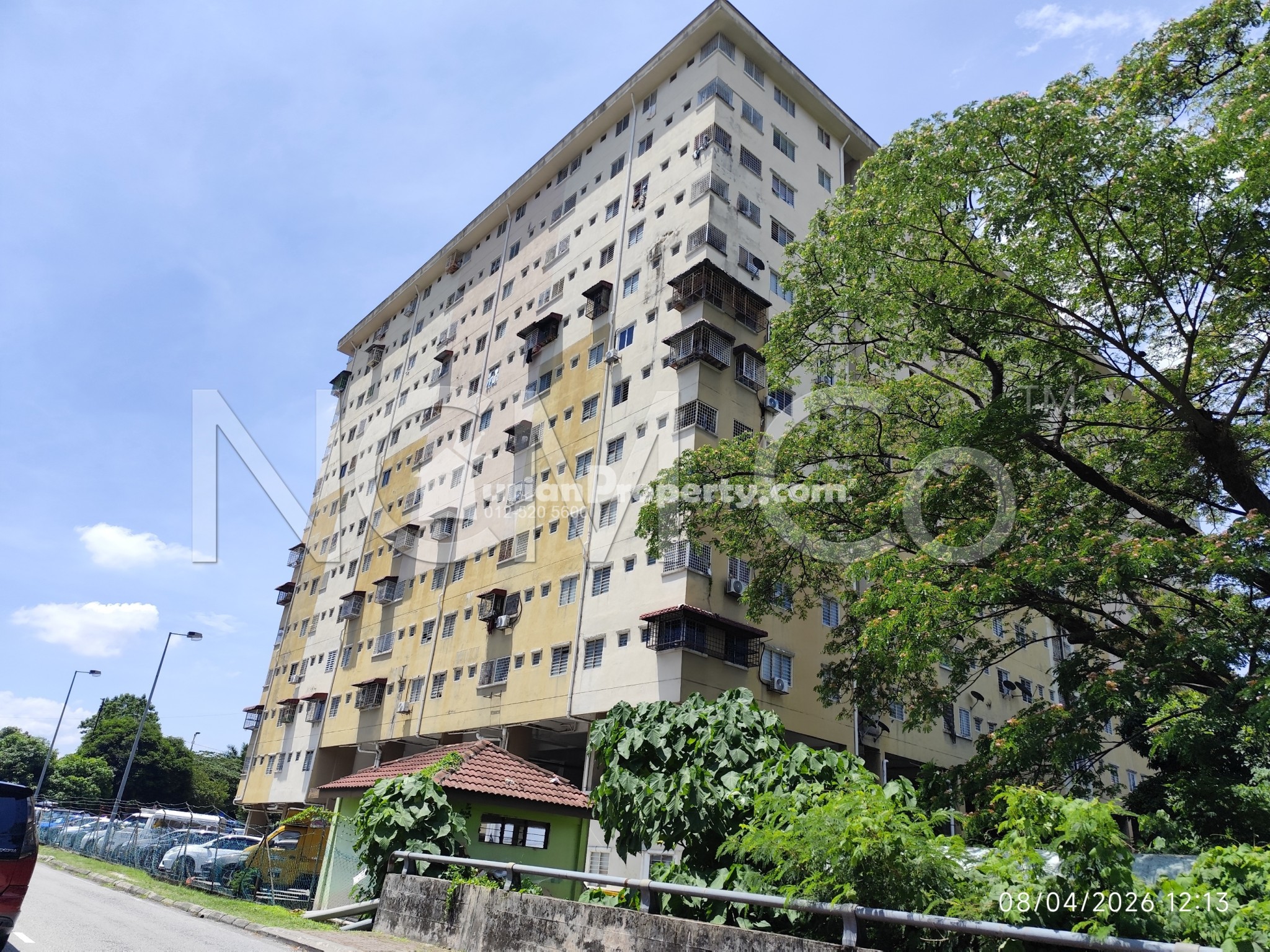 Apartment For Auction at Permai Putera