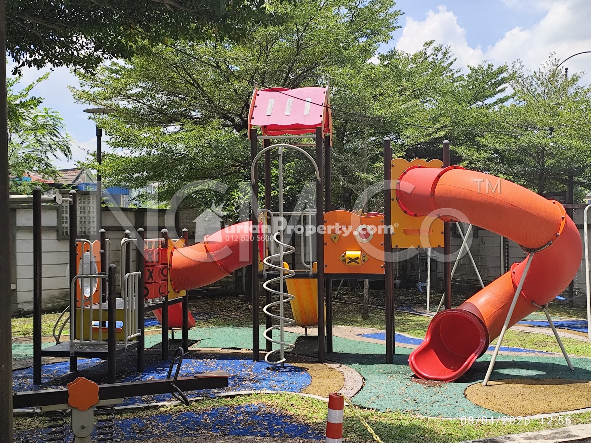 Apartment For Auction at Damai Apartment