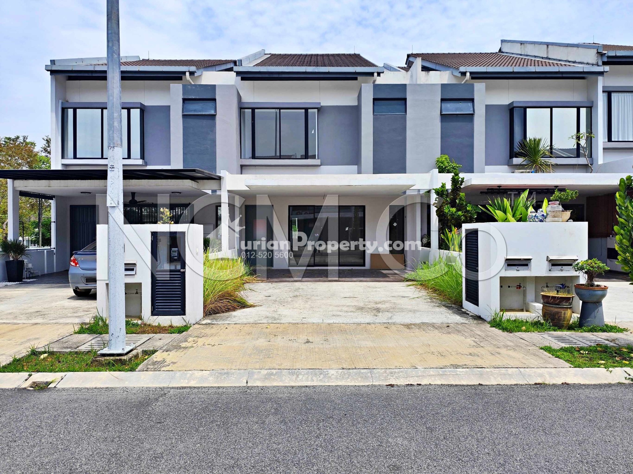 Terrace House For Auction at Lambaian Residence